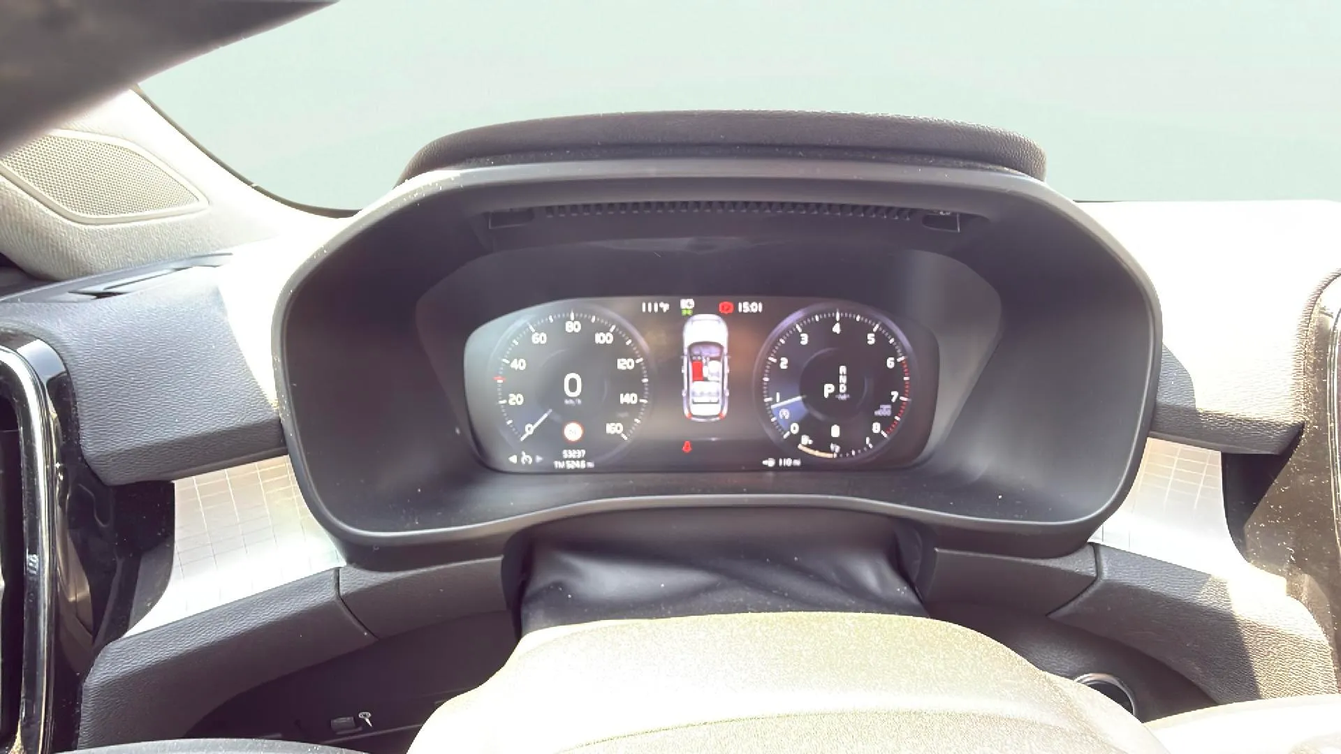 Volvo XC40 2.0 B3 G Momentum Pro - foto 8