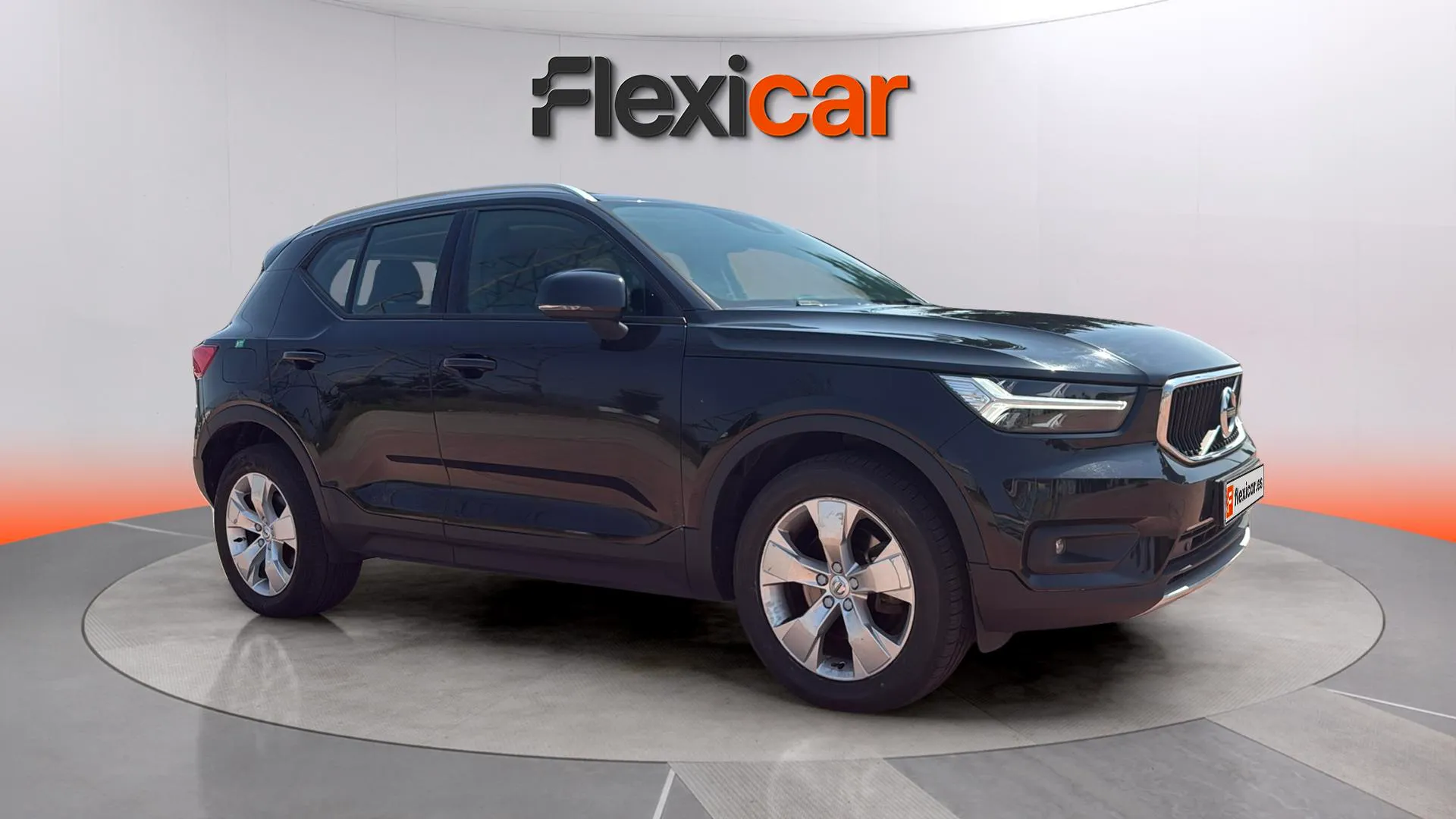 Volvo XC40 2.0 B3 G Momentum Pro