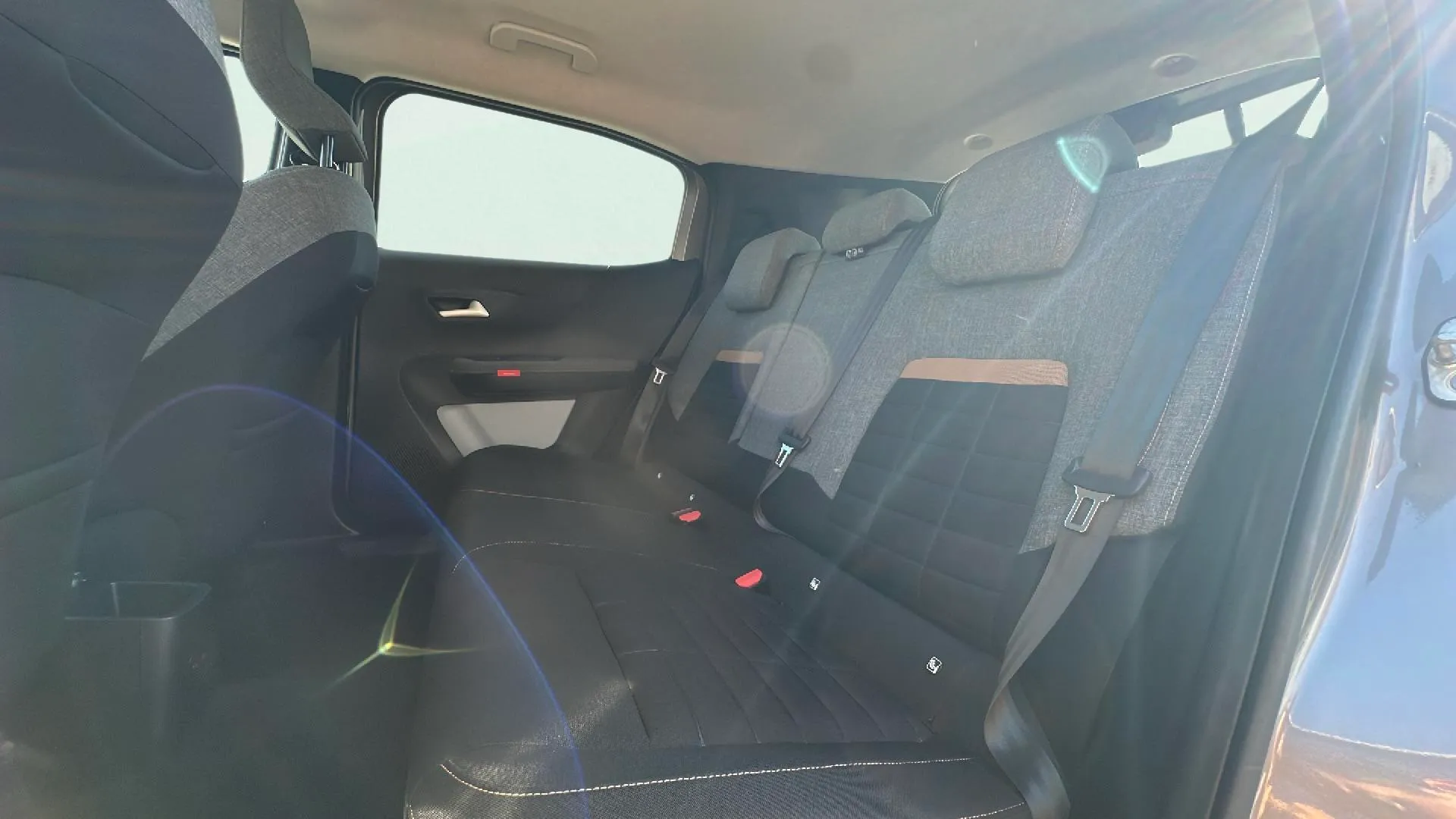 Citroën C3 Aircross Turbo BVM6 Plus - foto 17
