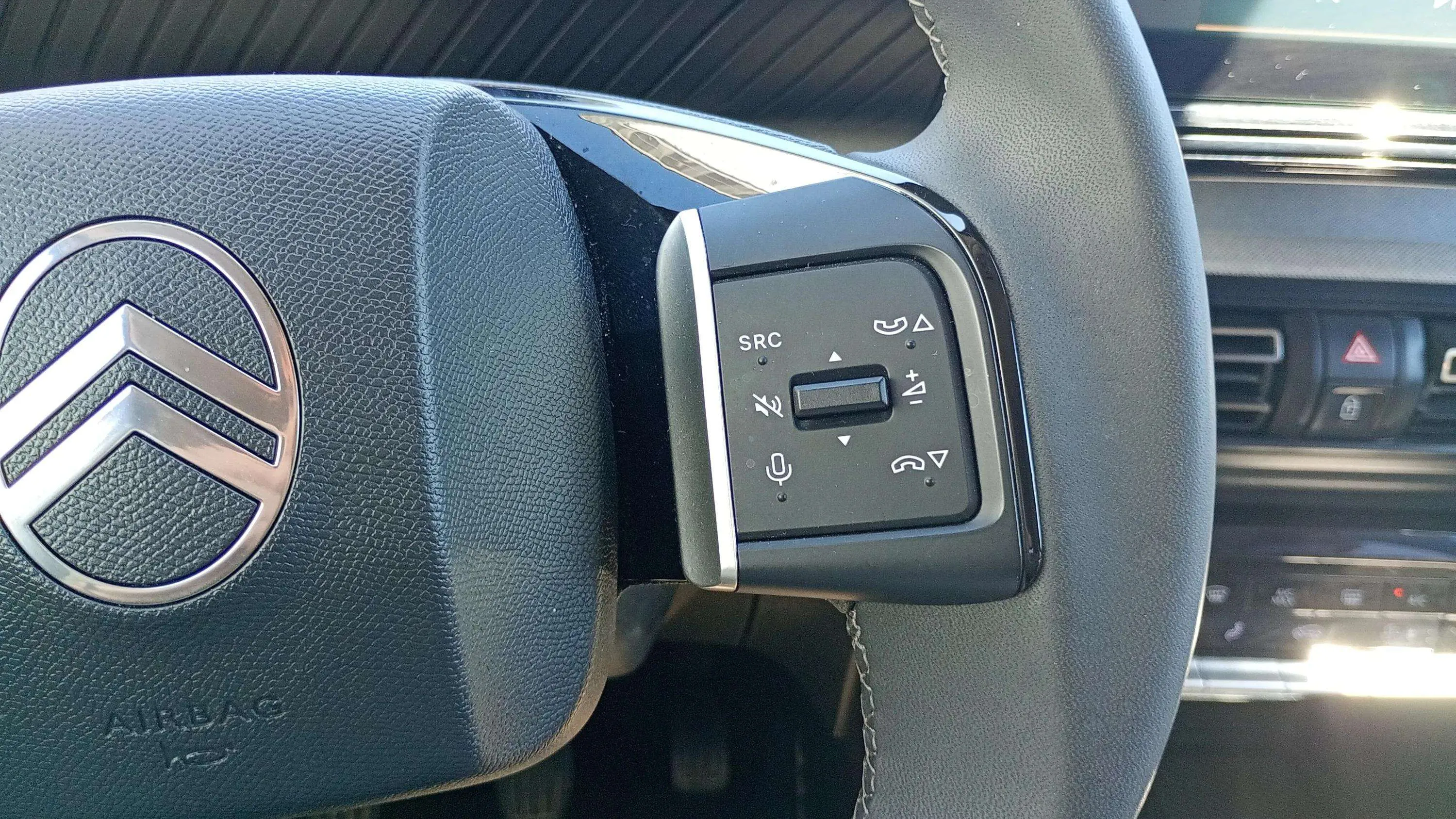 Citroën C3 Aircross Turbo BVM6 Plus - foto 17