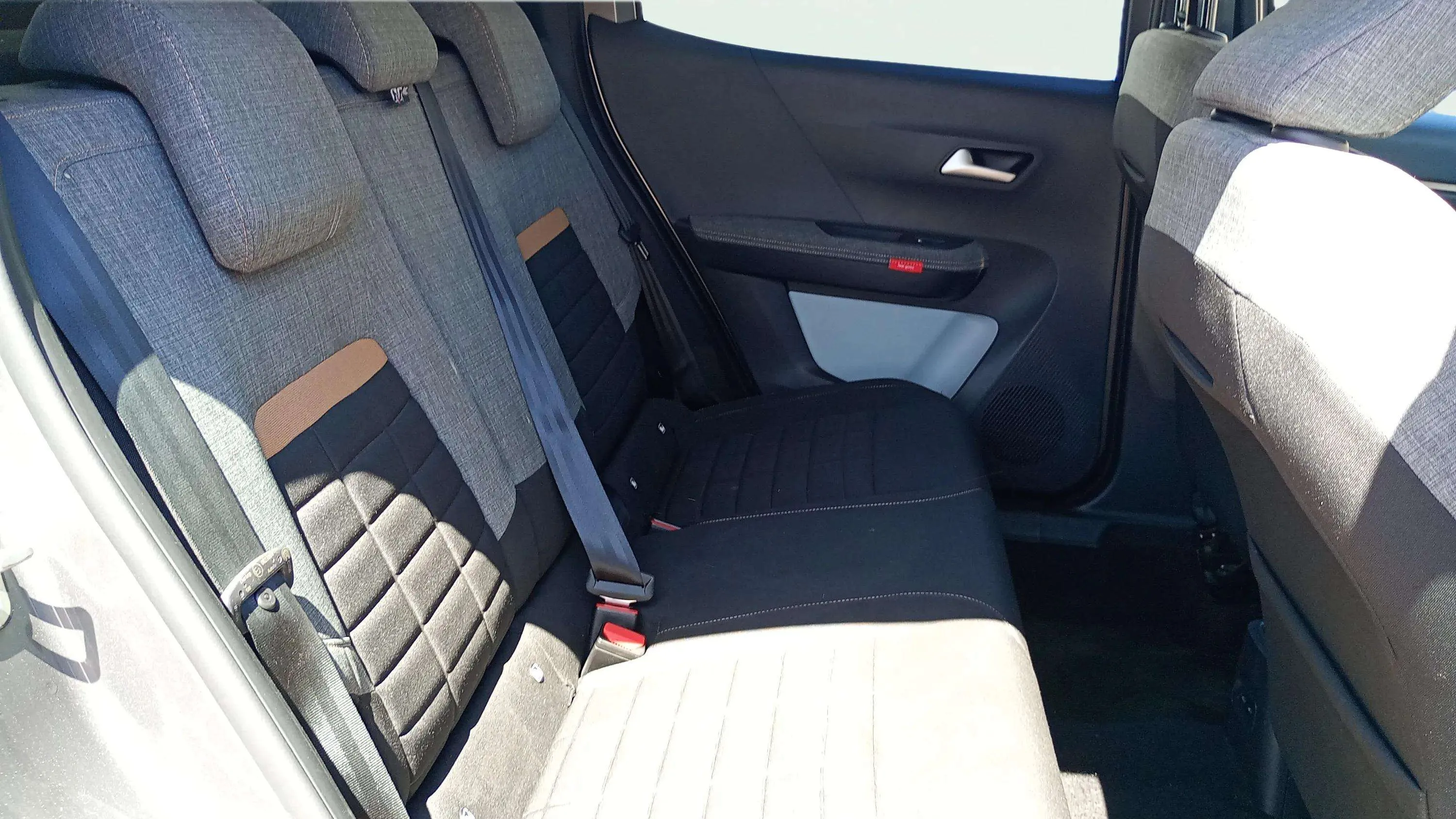 Citroën C3 Aircross Turbo BVM6 Plus - foto 19