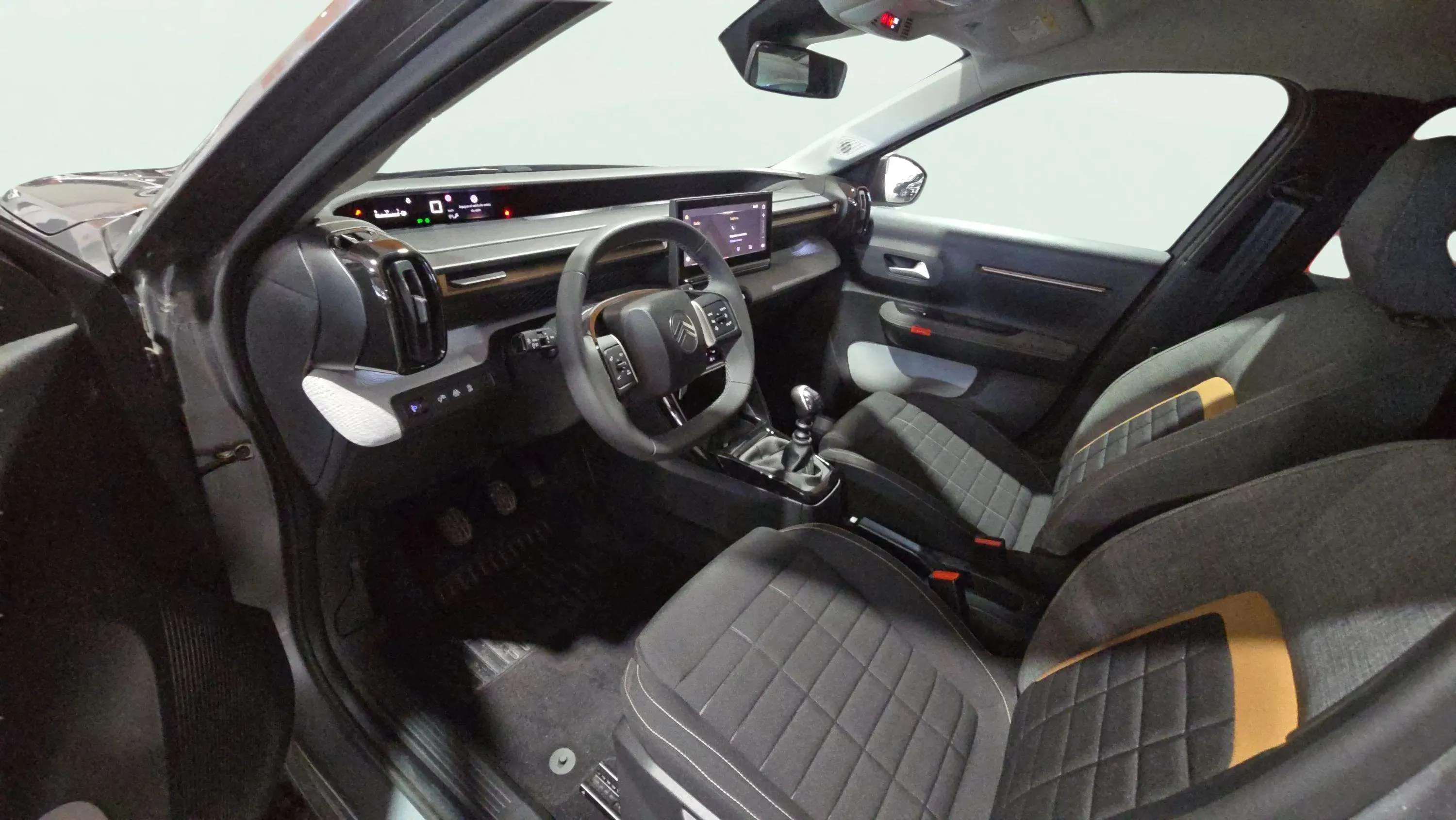 Citroën C3 Aircross Turbo BVM6 Plus - foto 11