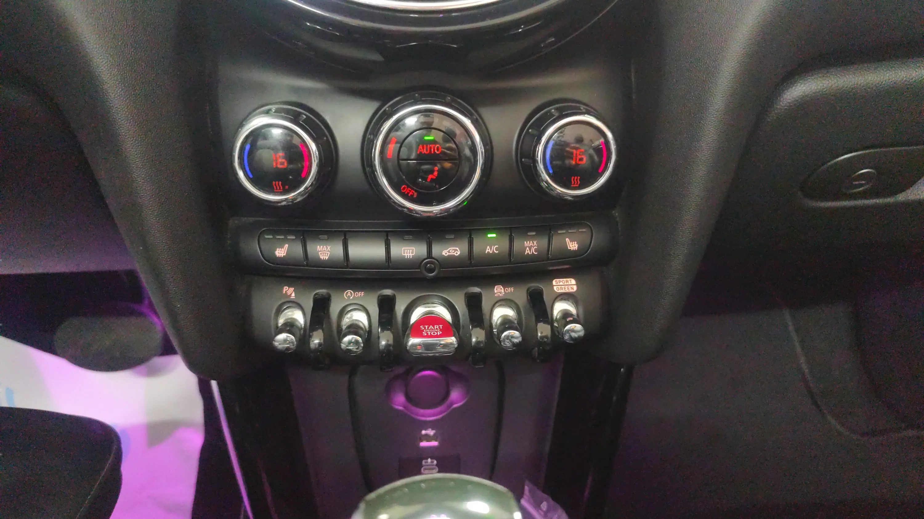 MINI Cooper Cabrio - foto 13