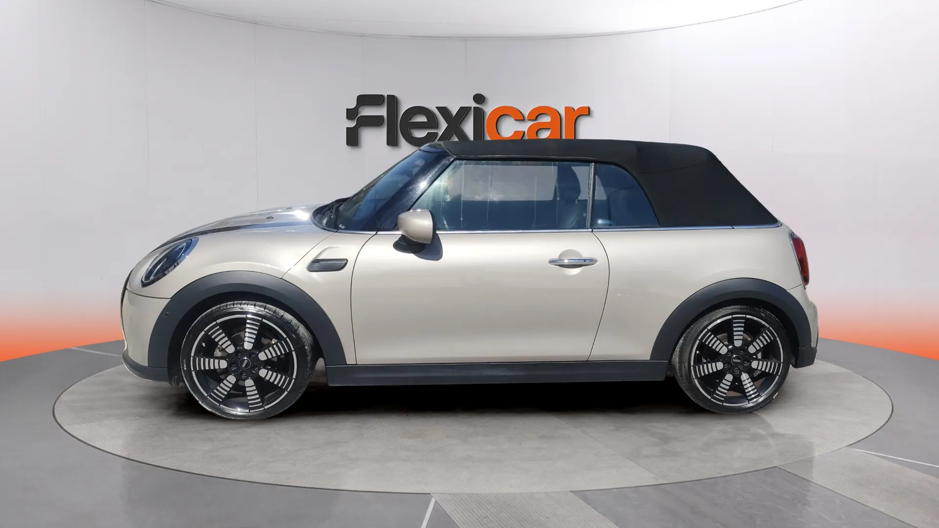 MINI Cooper Cabrio - foto 6