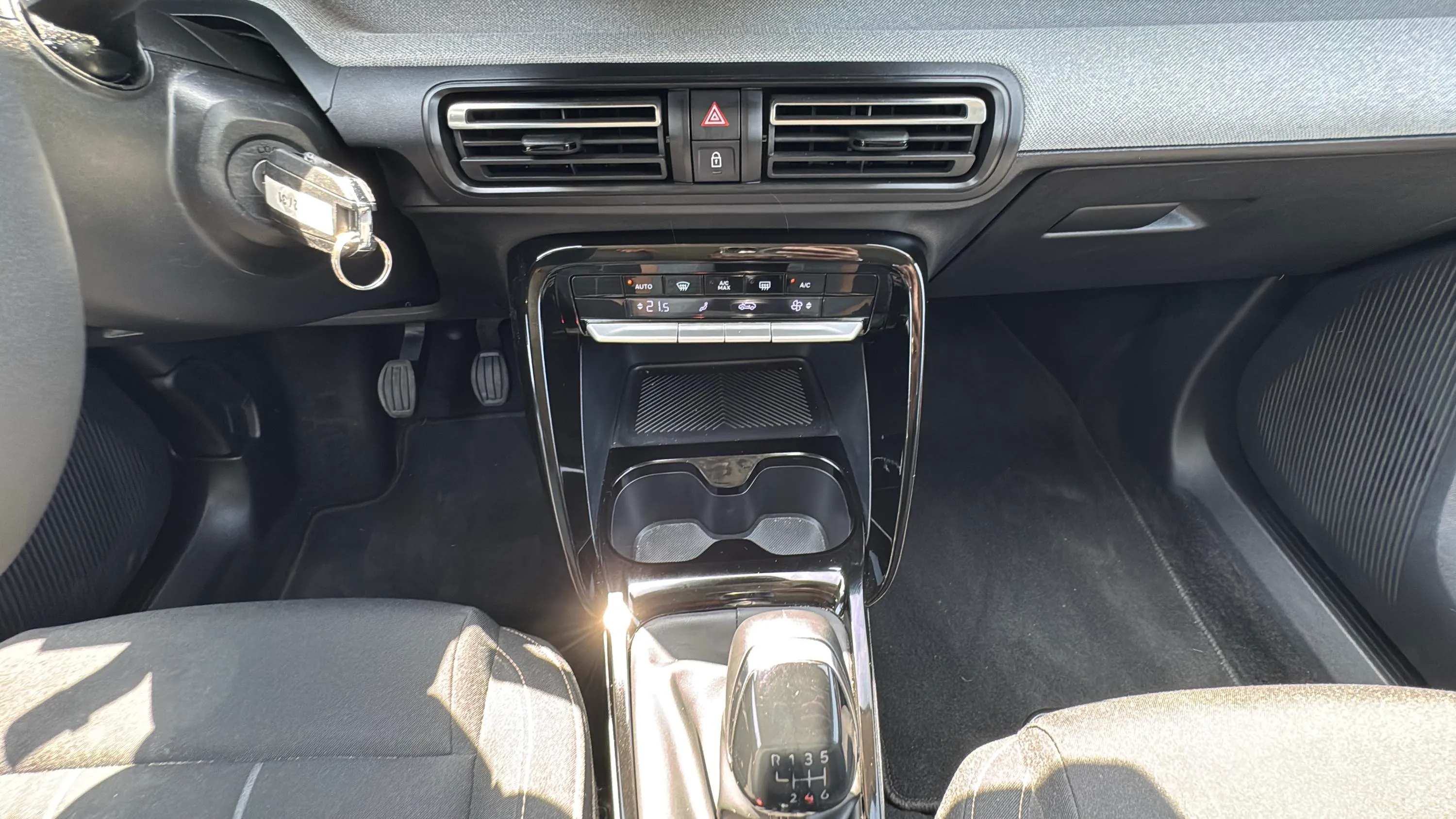 Citroën C3 Aircross Turbo BVM6 Plus - foto 12