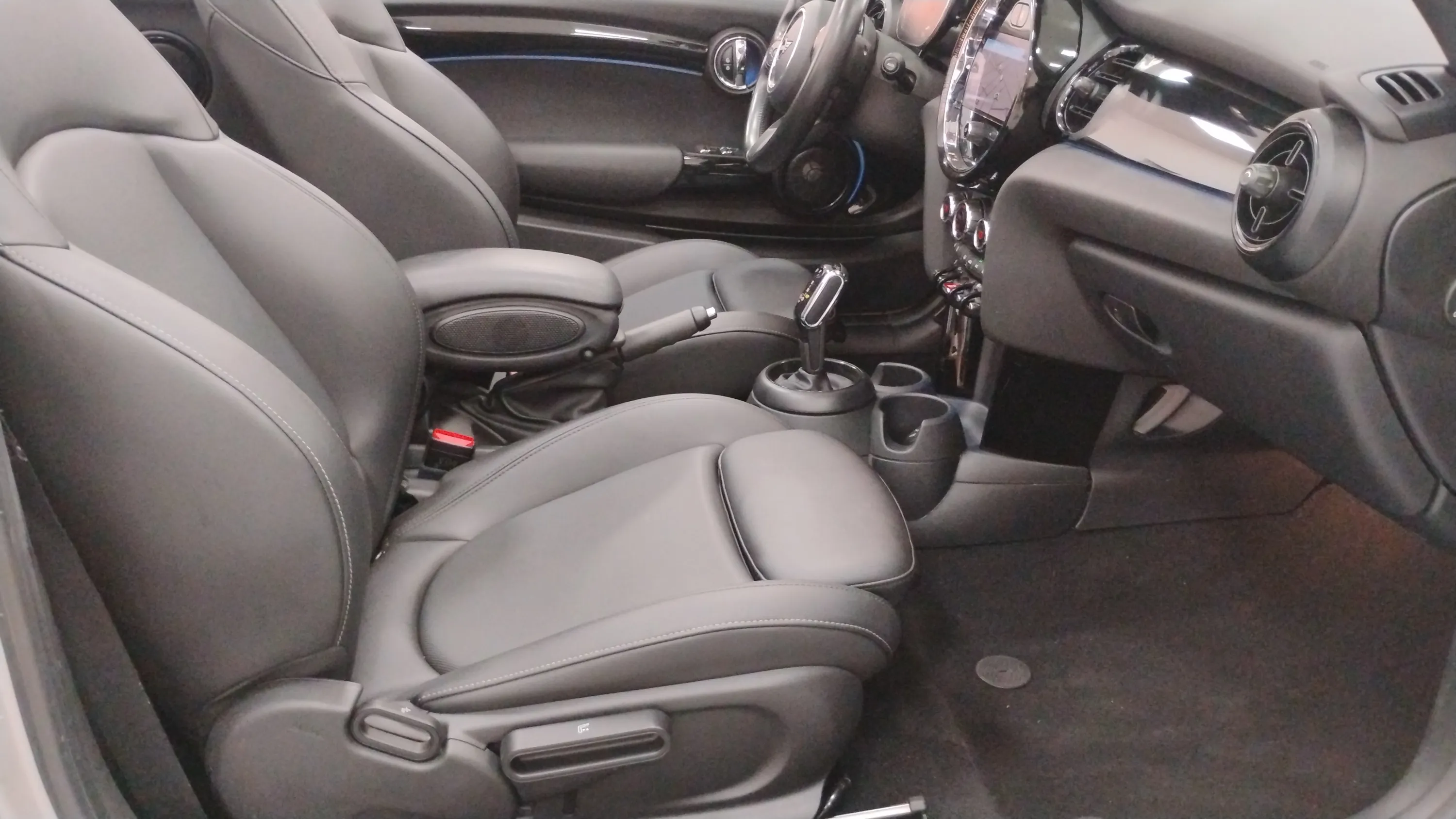 MINI Cooper Cabrio - foto 13