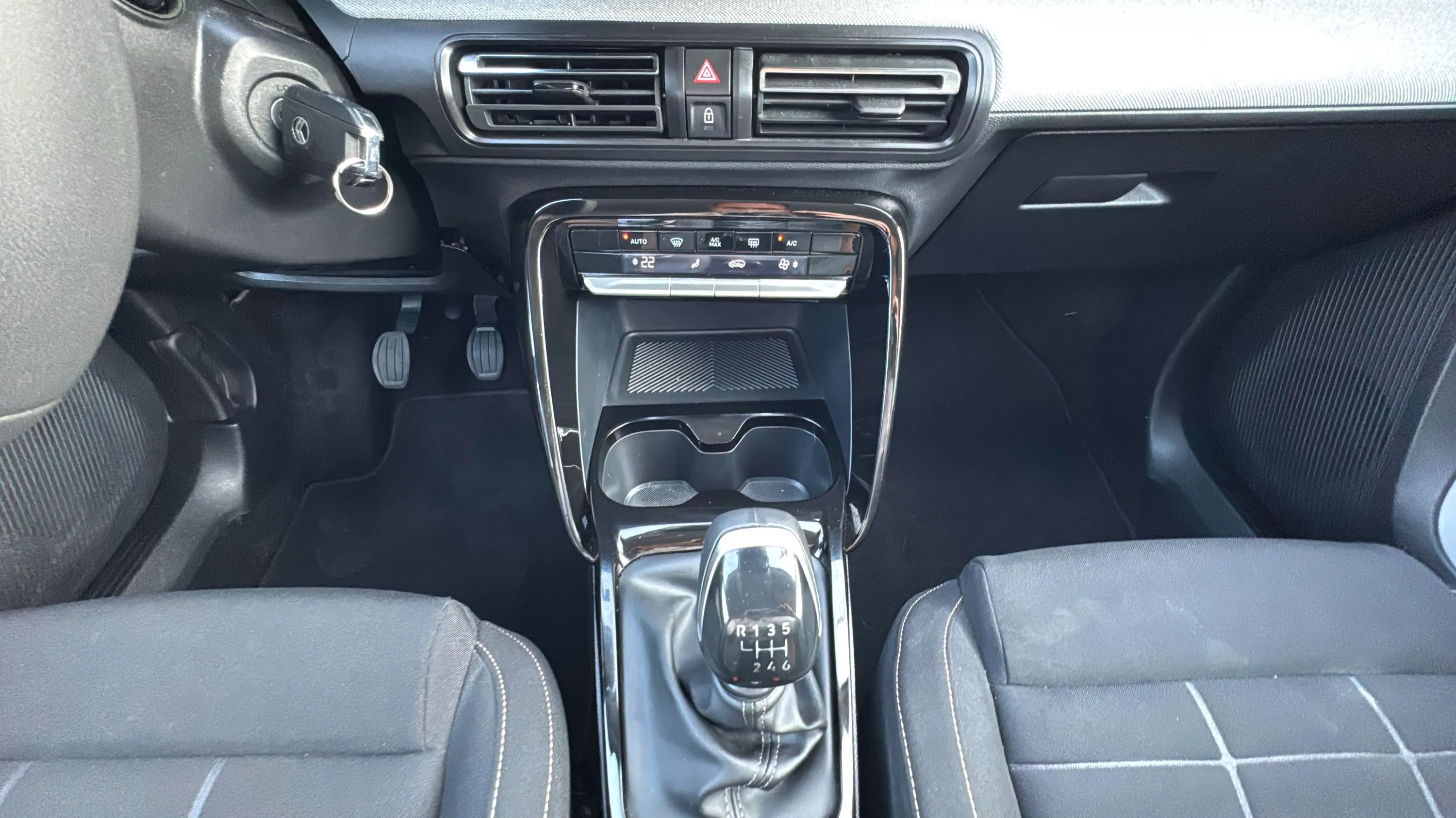 Citroën C3 Aircross Turbo BVM6 Plus - foto 10