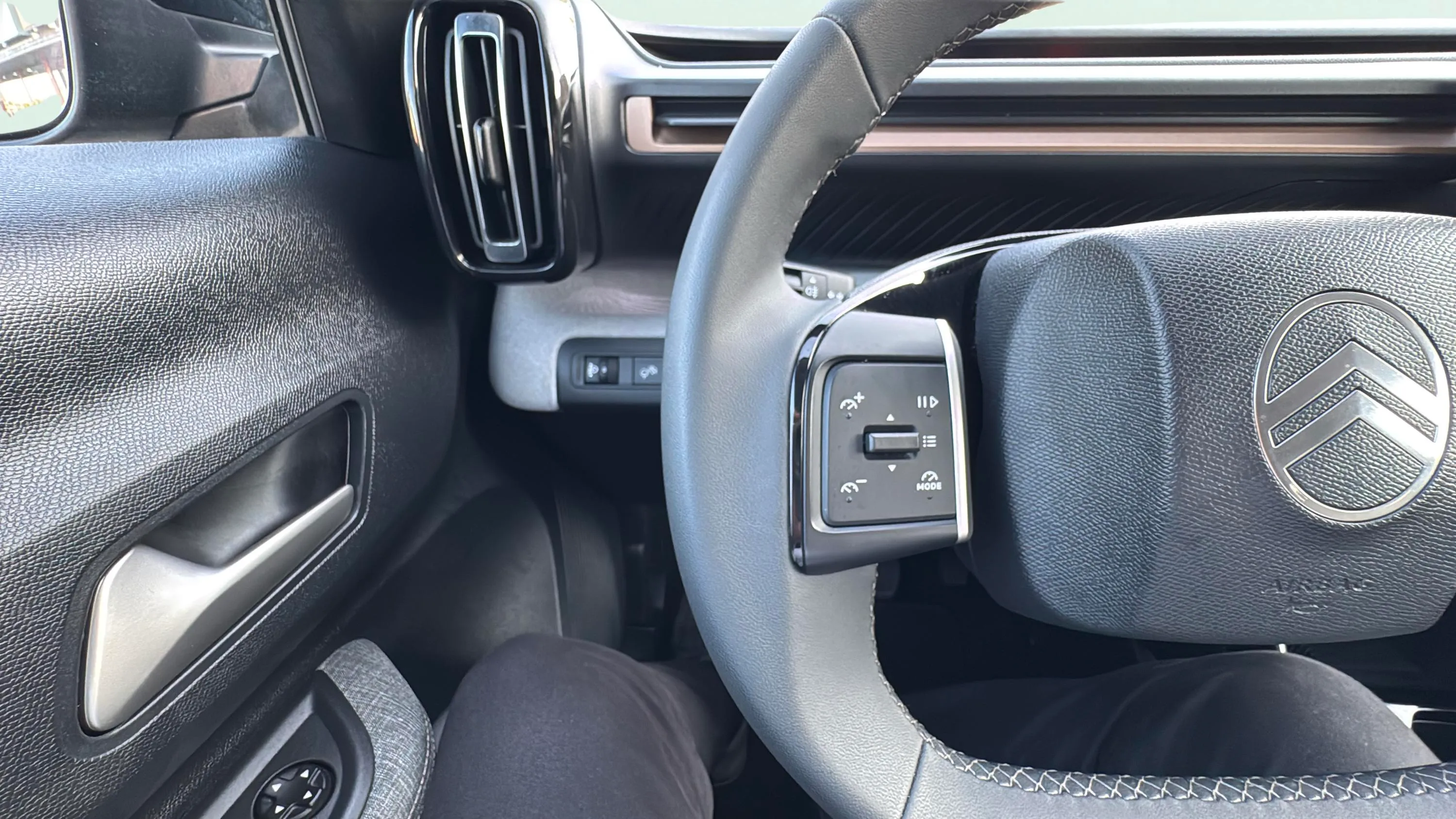 Citroën C3 Aircross Turbo BVM6 Plus - foto 23
