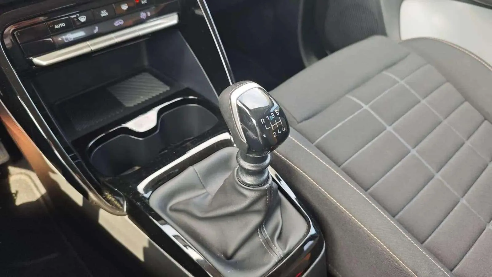 Citroën C3 Aircross Turbo BVM6 Plus - foto 22