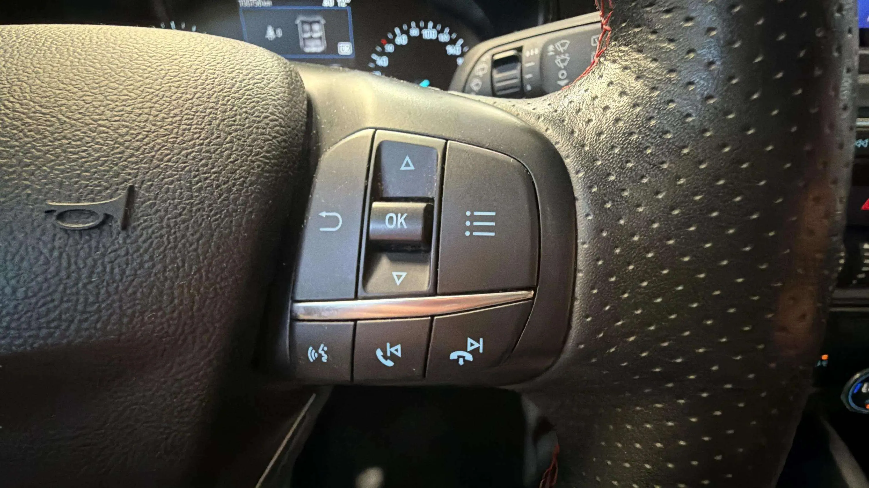 Ford Focus 1.5 EcoBlue ST-Line - foto 20