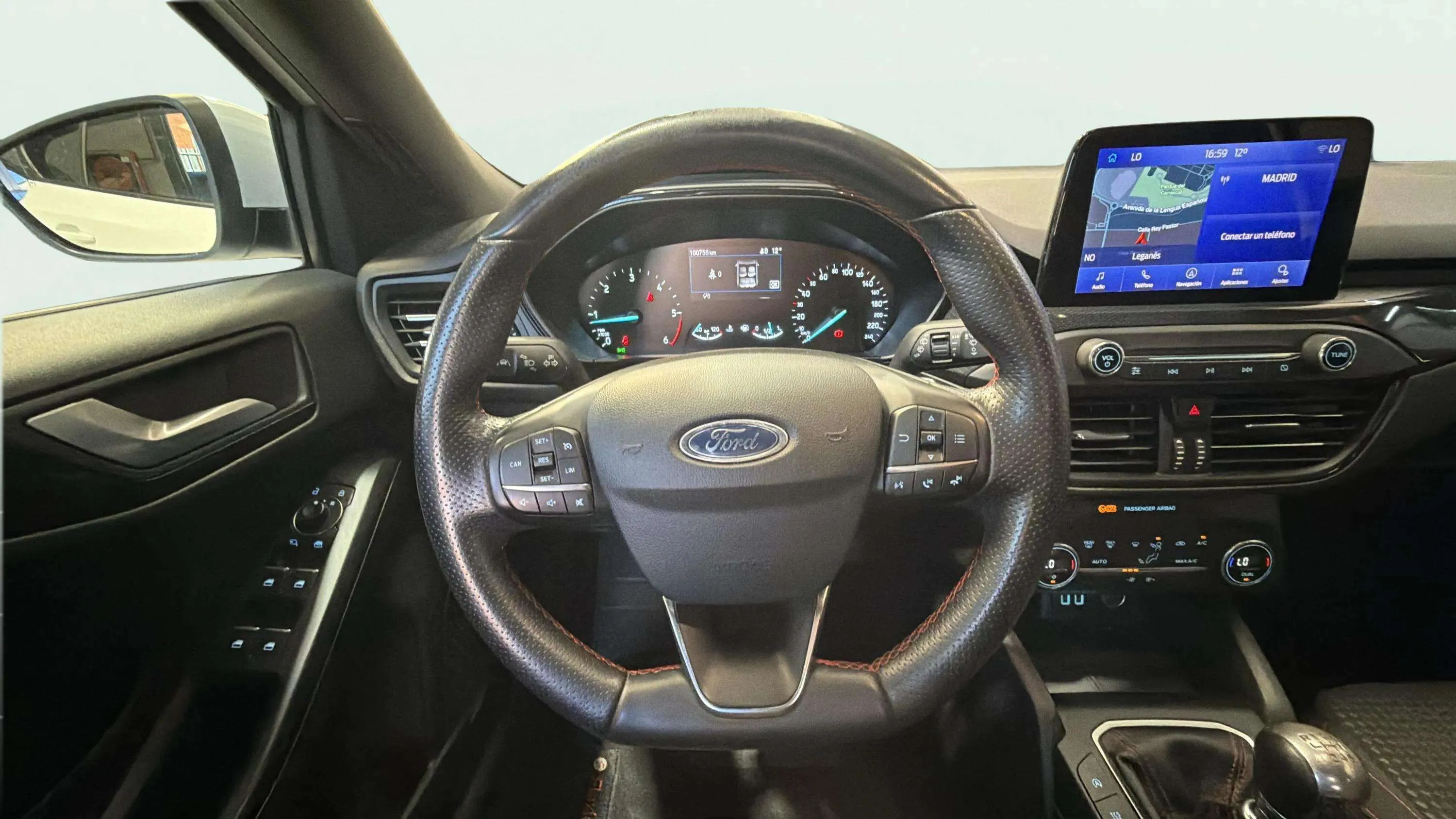 Ford Focus 1.5 EcoBlue ST-Line - foto 11