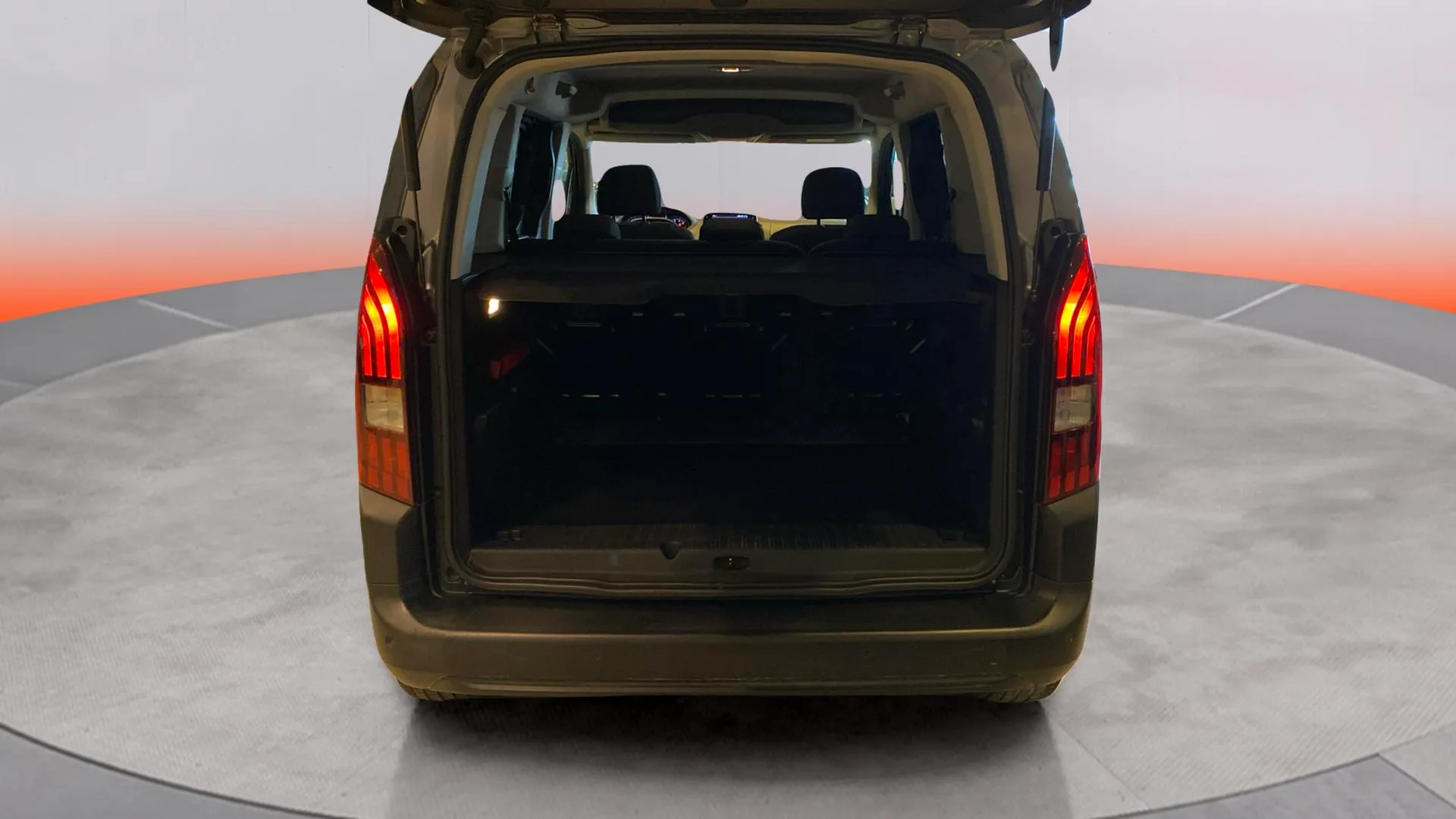Peugeot Rifter Active Long PureTech - foto 24