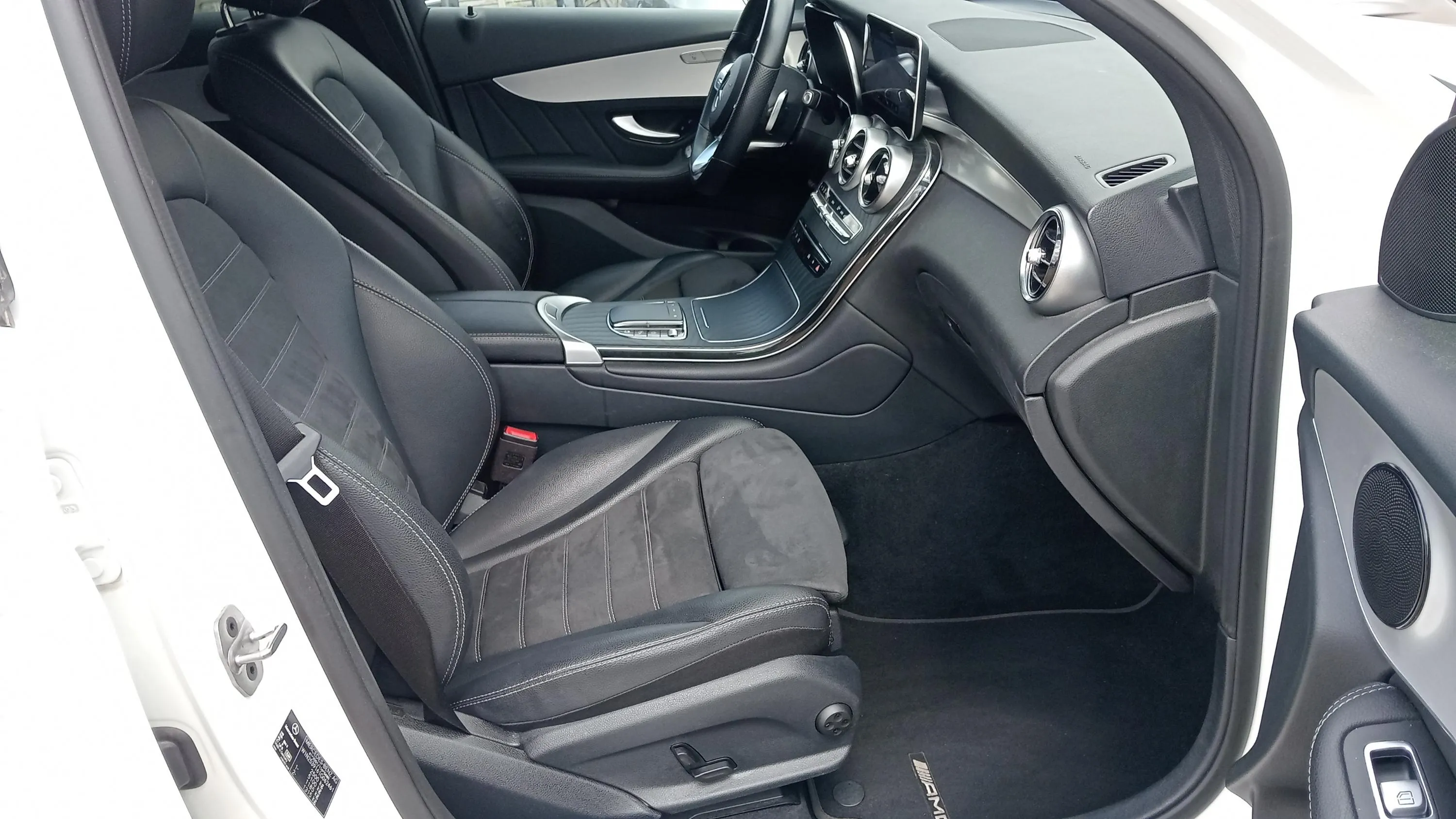 Mercedes-Benz GLC 200 d 4MATIC - foto 16