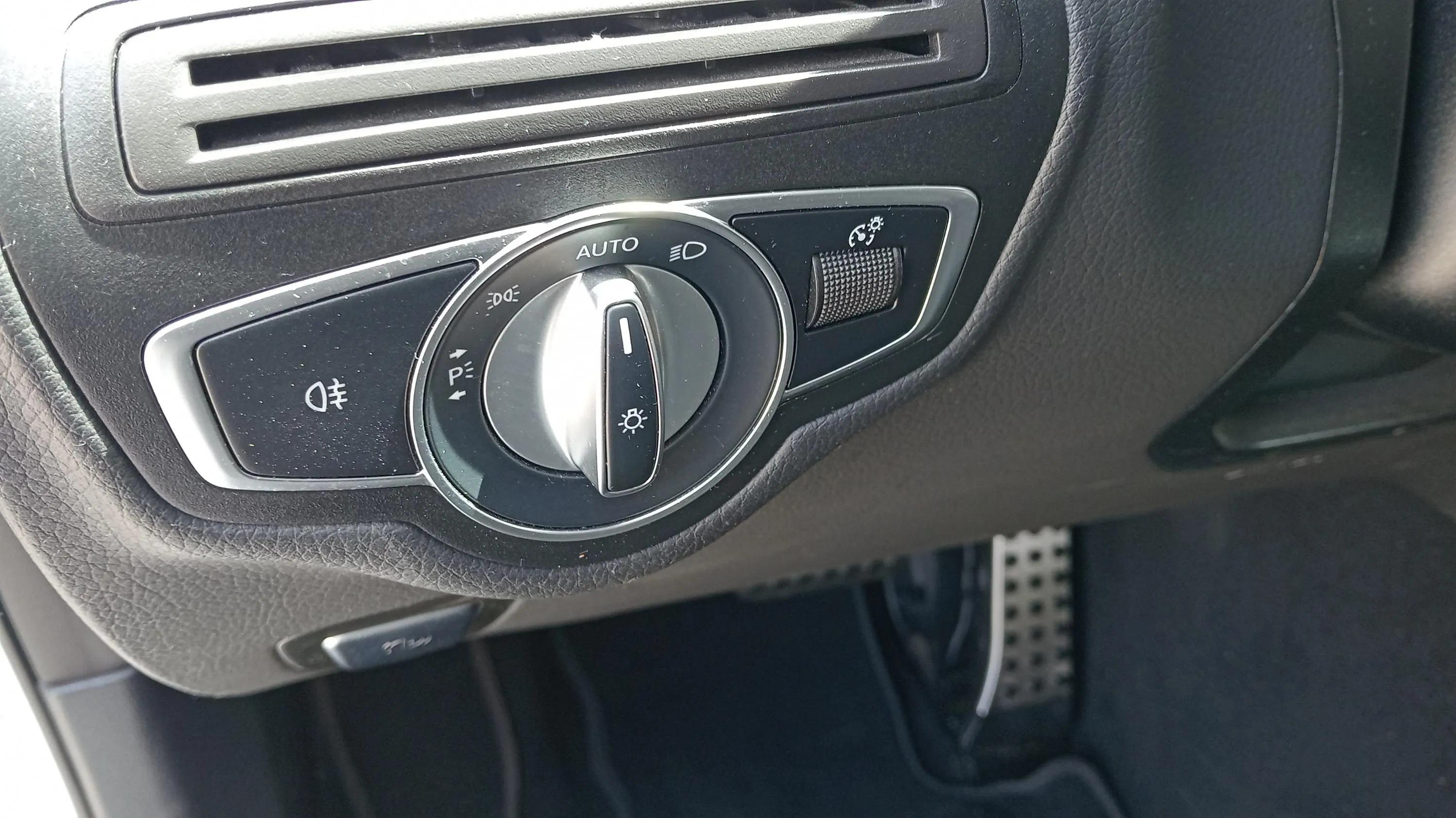 Mercedes-Benz GLC 200 d 4MATIC - foto 17