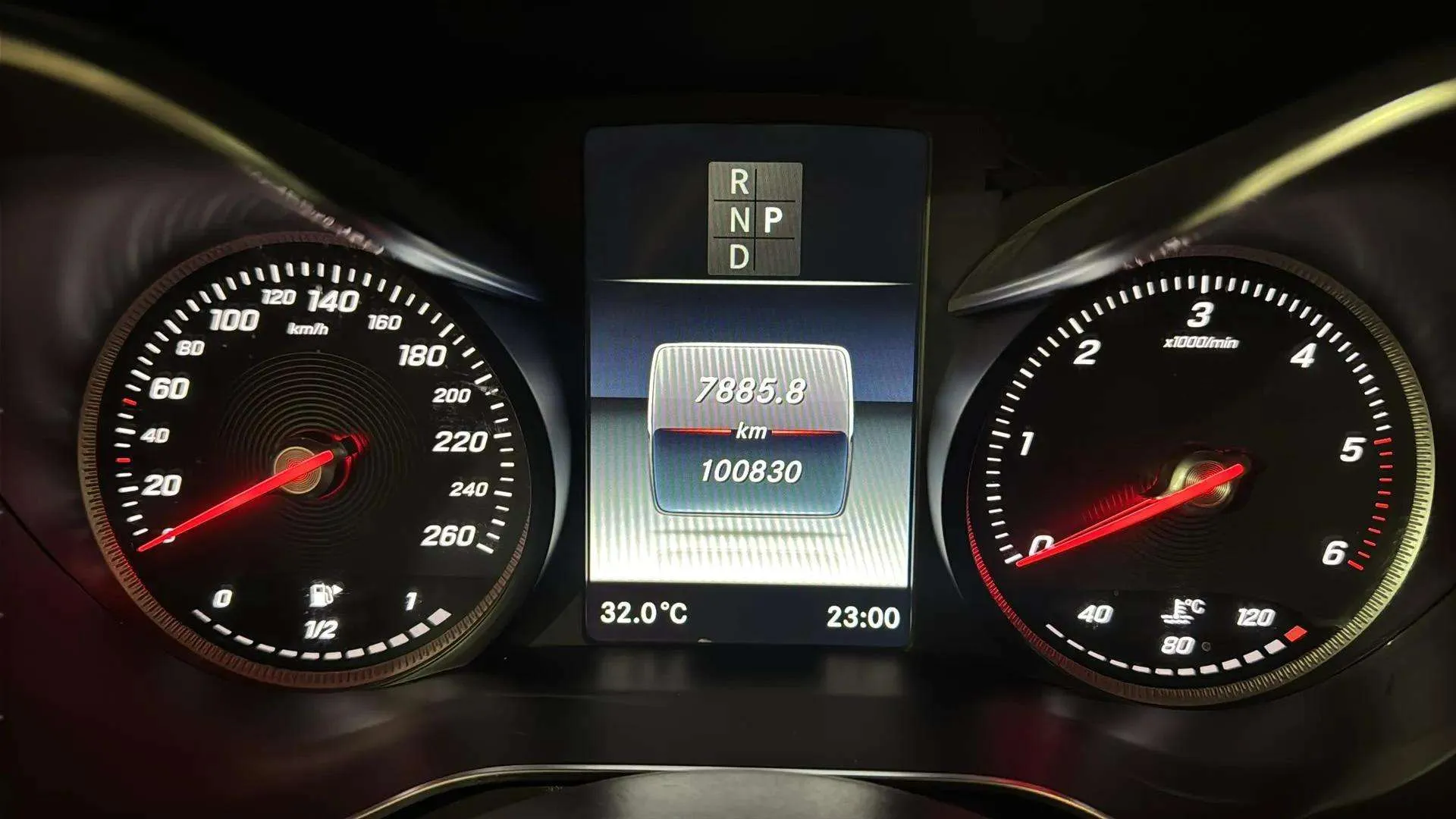 Mercedes-Benz GLC 220 d 4MATIC AMG Line - foto 9