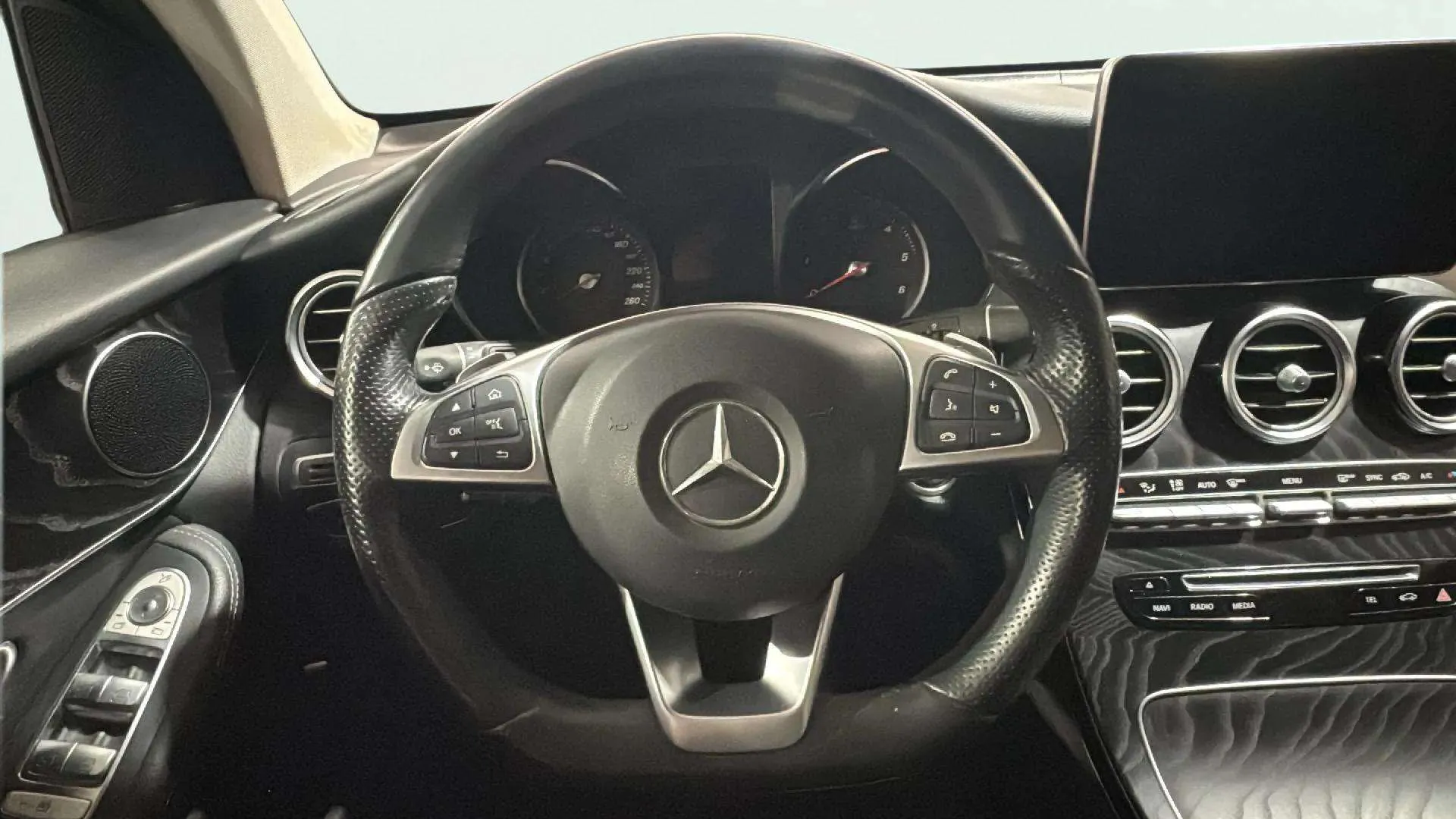 Mercedes-Benz GLC 220 d 4MATIC AMG Line - foto 10