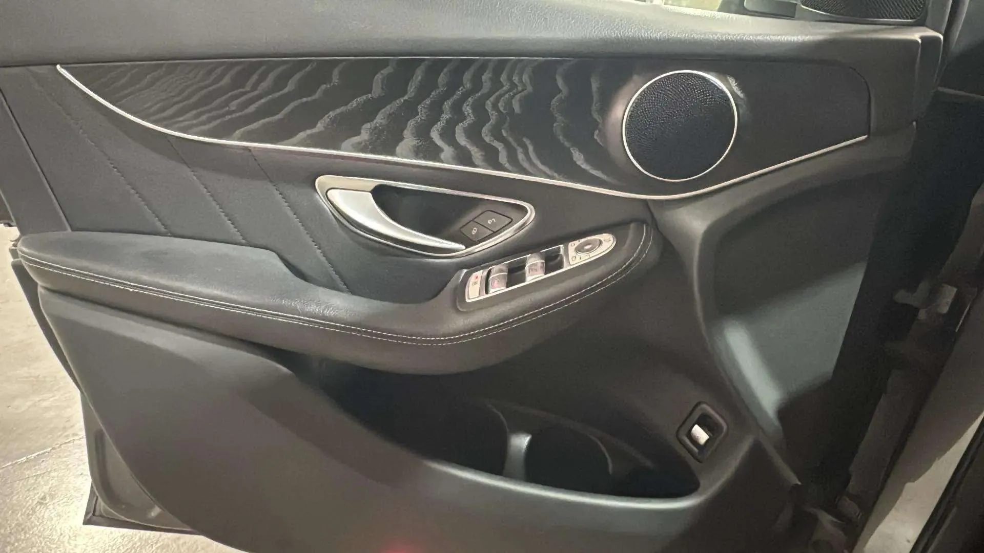 Mercedes-Benz GLC 220 d 4MATIC AMG Line - foto 26