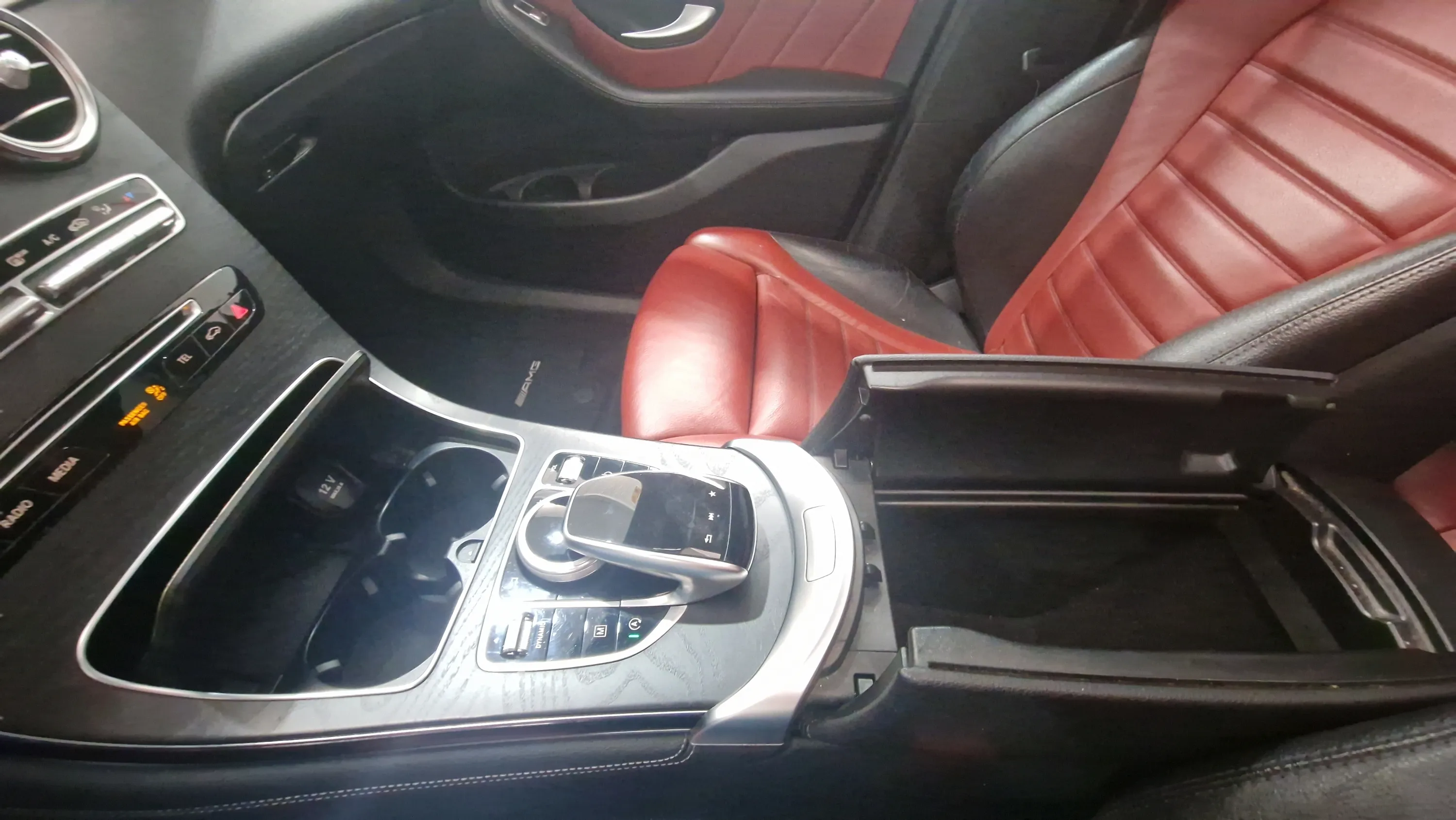 Mercedes-Benz GLC 250 d 4MATIC - foto 28