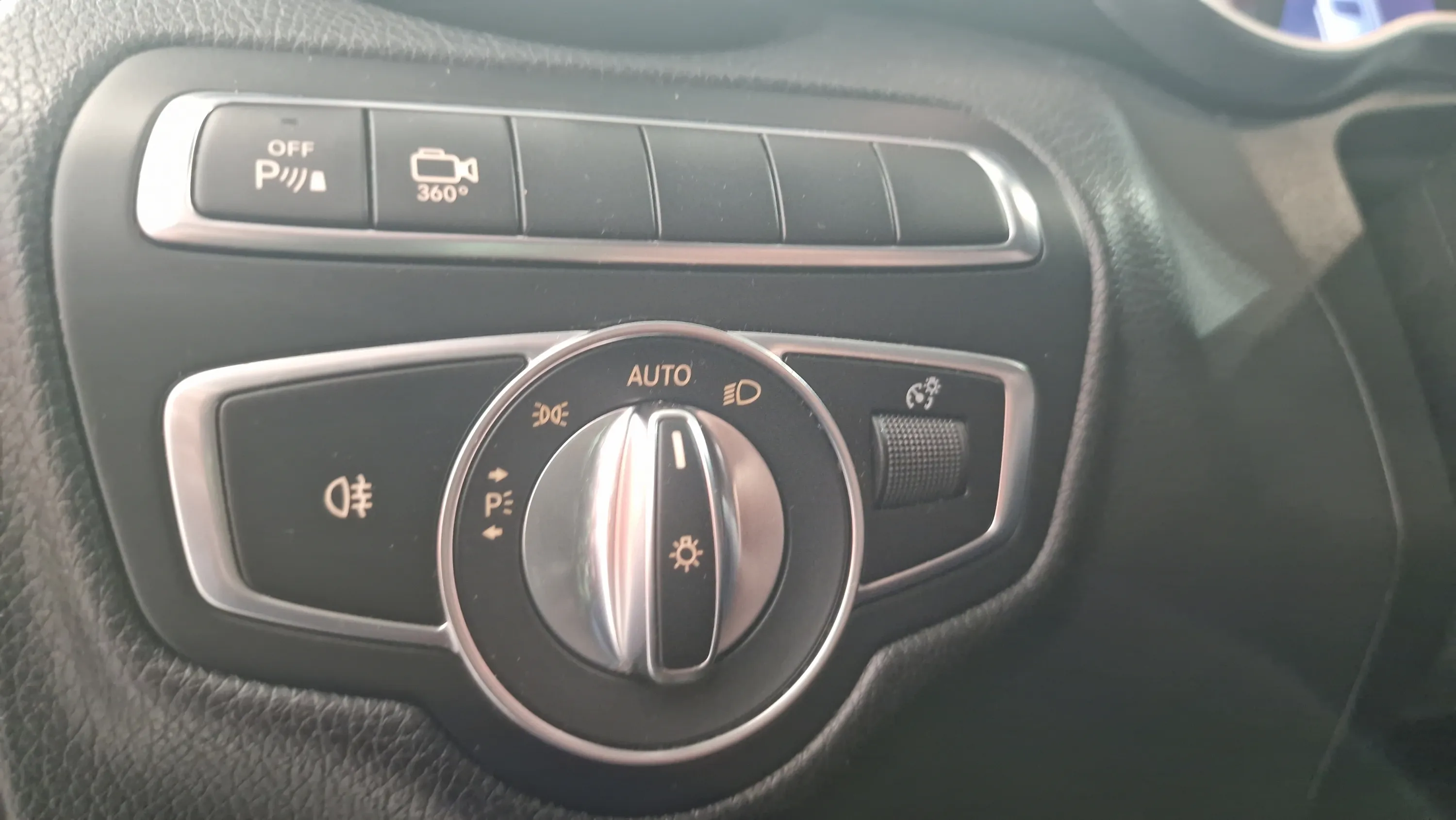 Mercedes-Benz GLC 250 d 4MATIC - foto 35