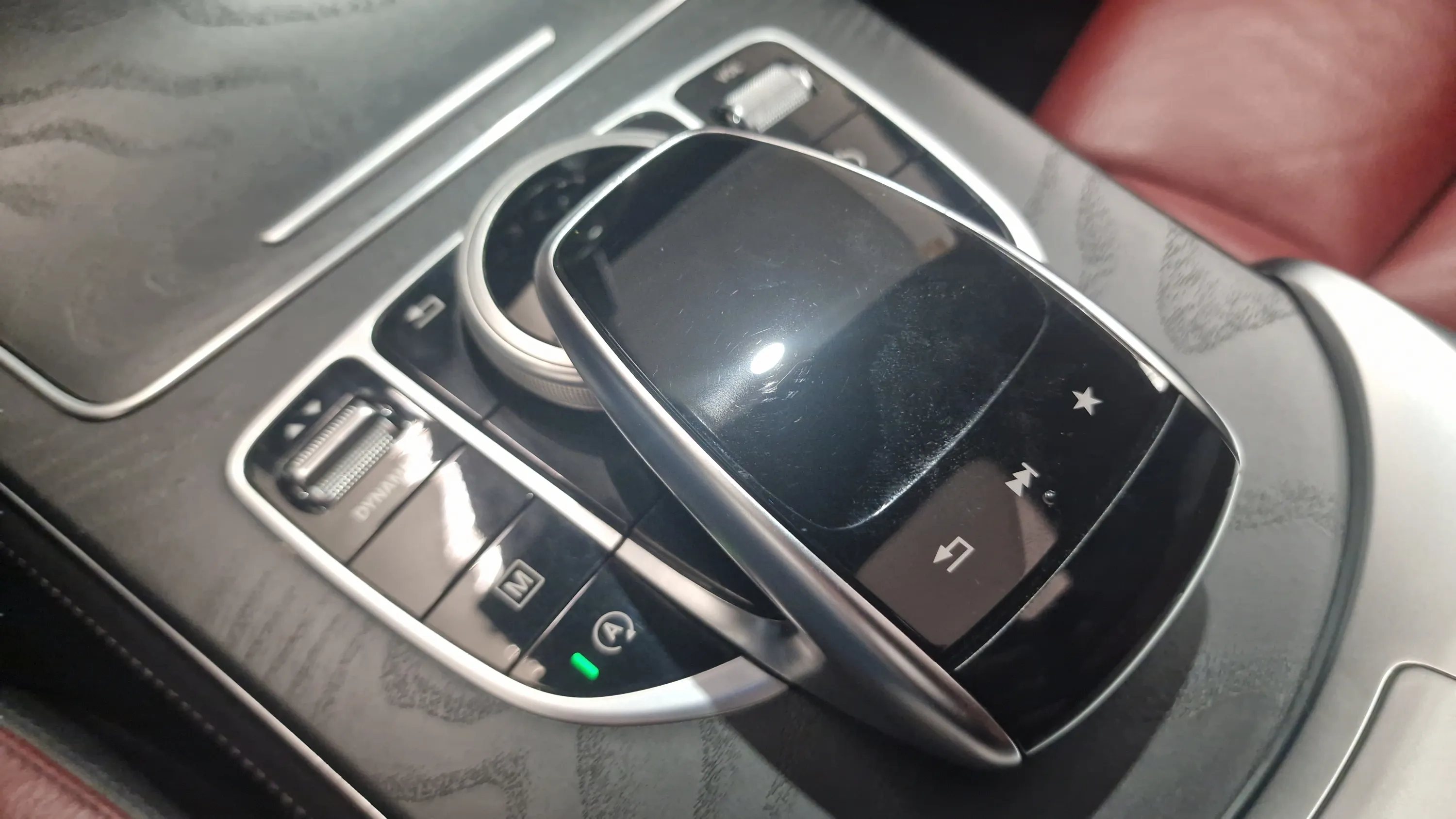 Mercedes-Benz GLC 250 d 4MATIC - foto 27