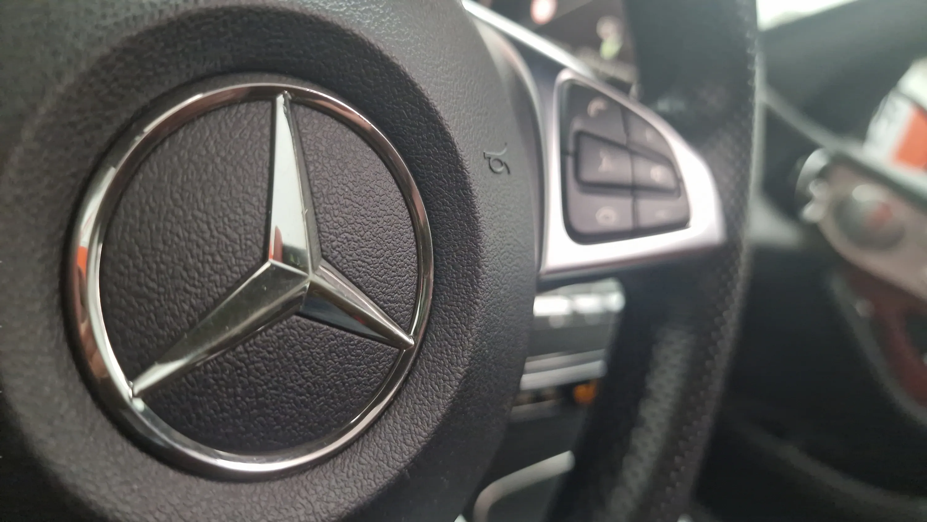 Mercedes-Benz GLC 250 d 4MATIC - foto 15
