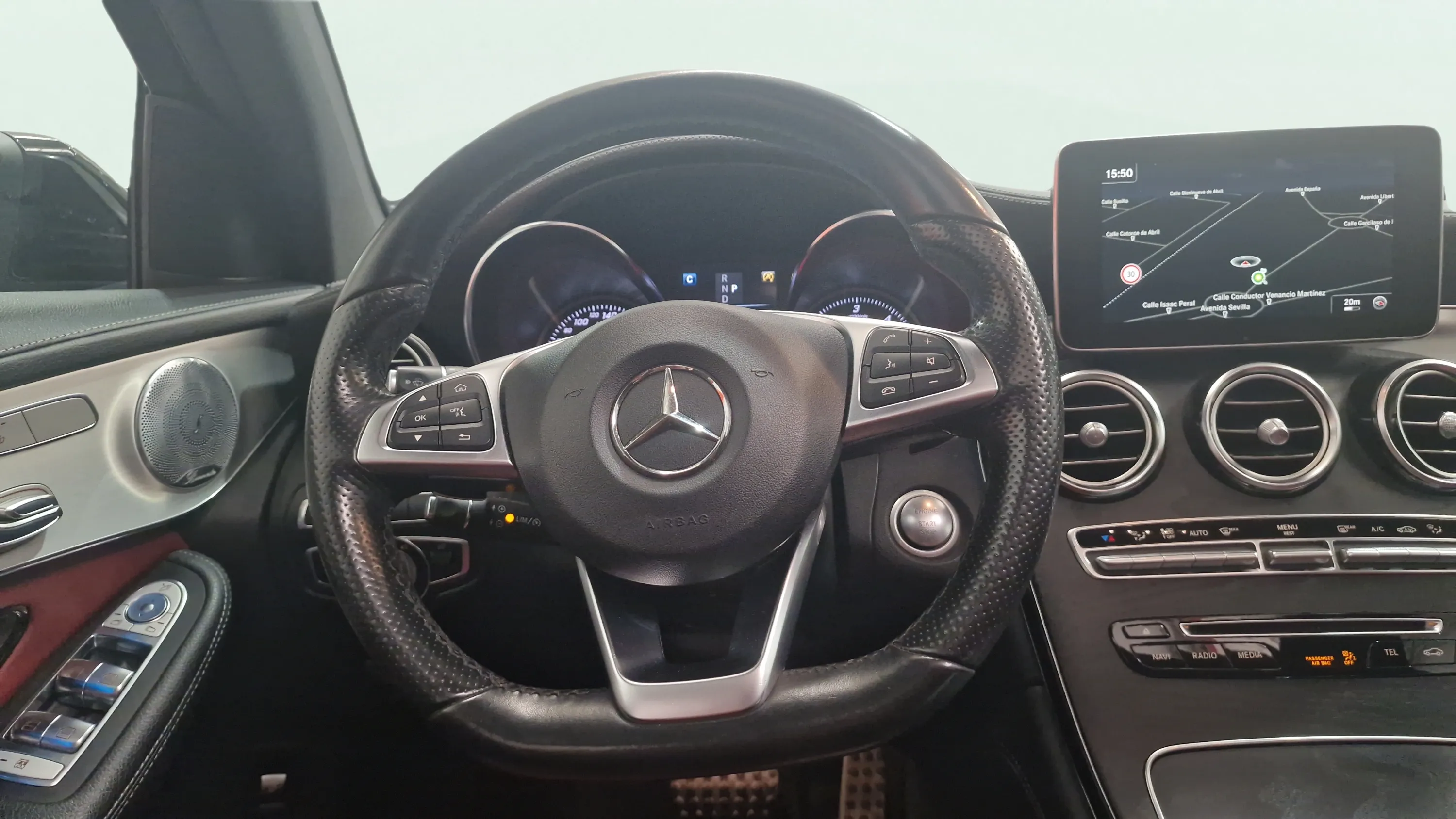 Mercedes-Benz GLC 250 d 4MATIC - foto 9