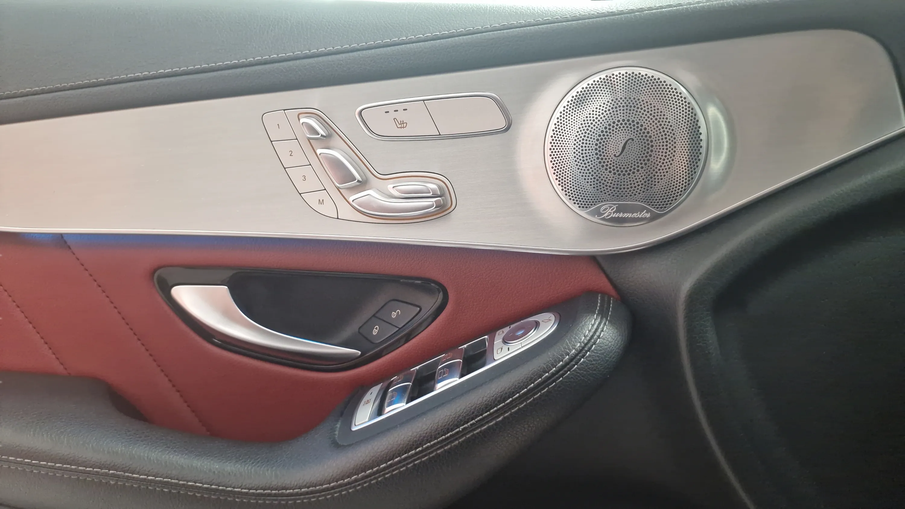 Mercedes-Benz GLC 250 d 4MATIC - foto 33