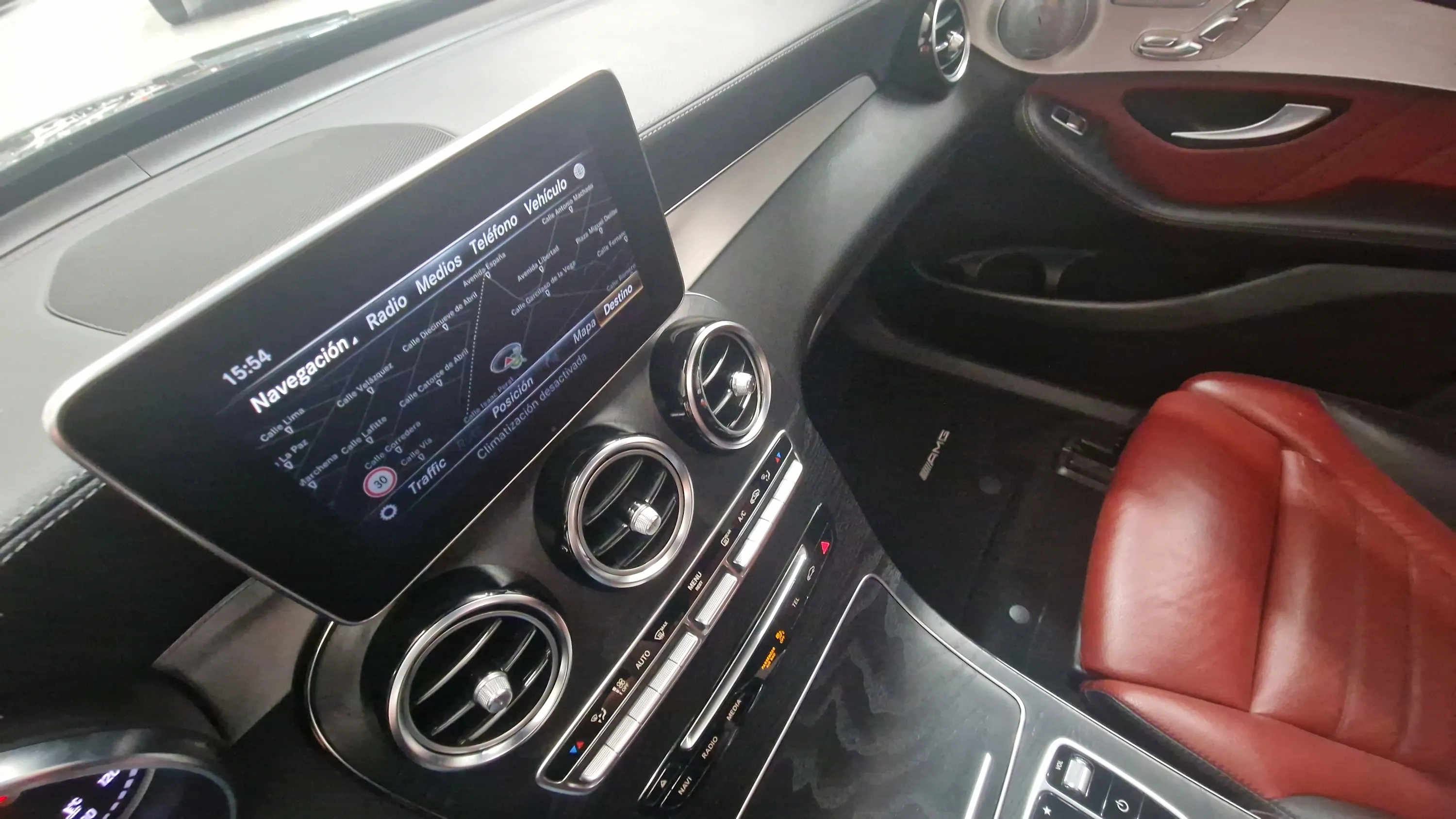 Mercedes-Benz GLC 250 d 4MATIC - foto 23