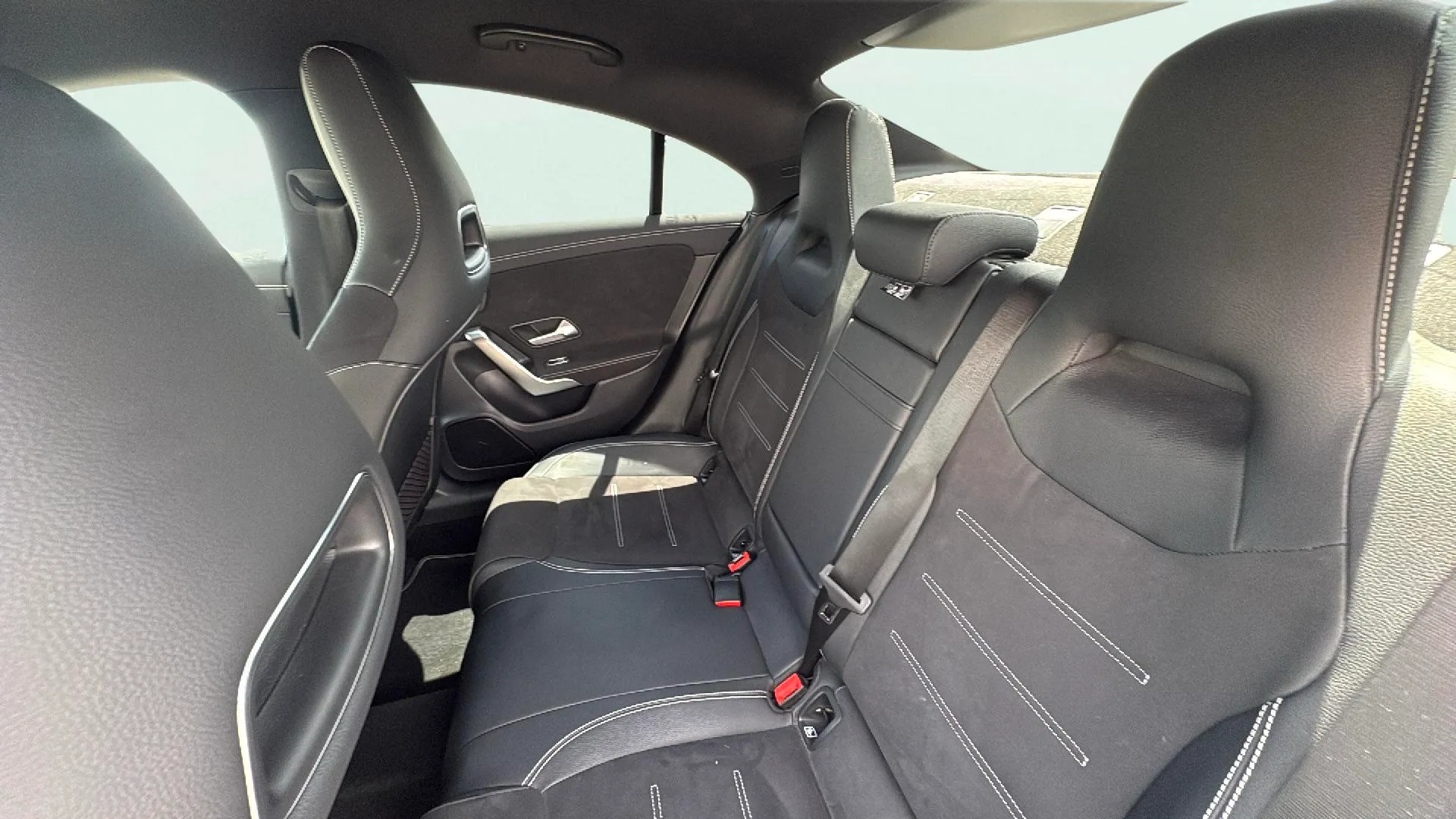Mercedes-Benz CLA 200 D 4MATIC DCT - foto 18