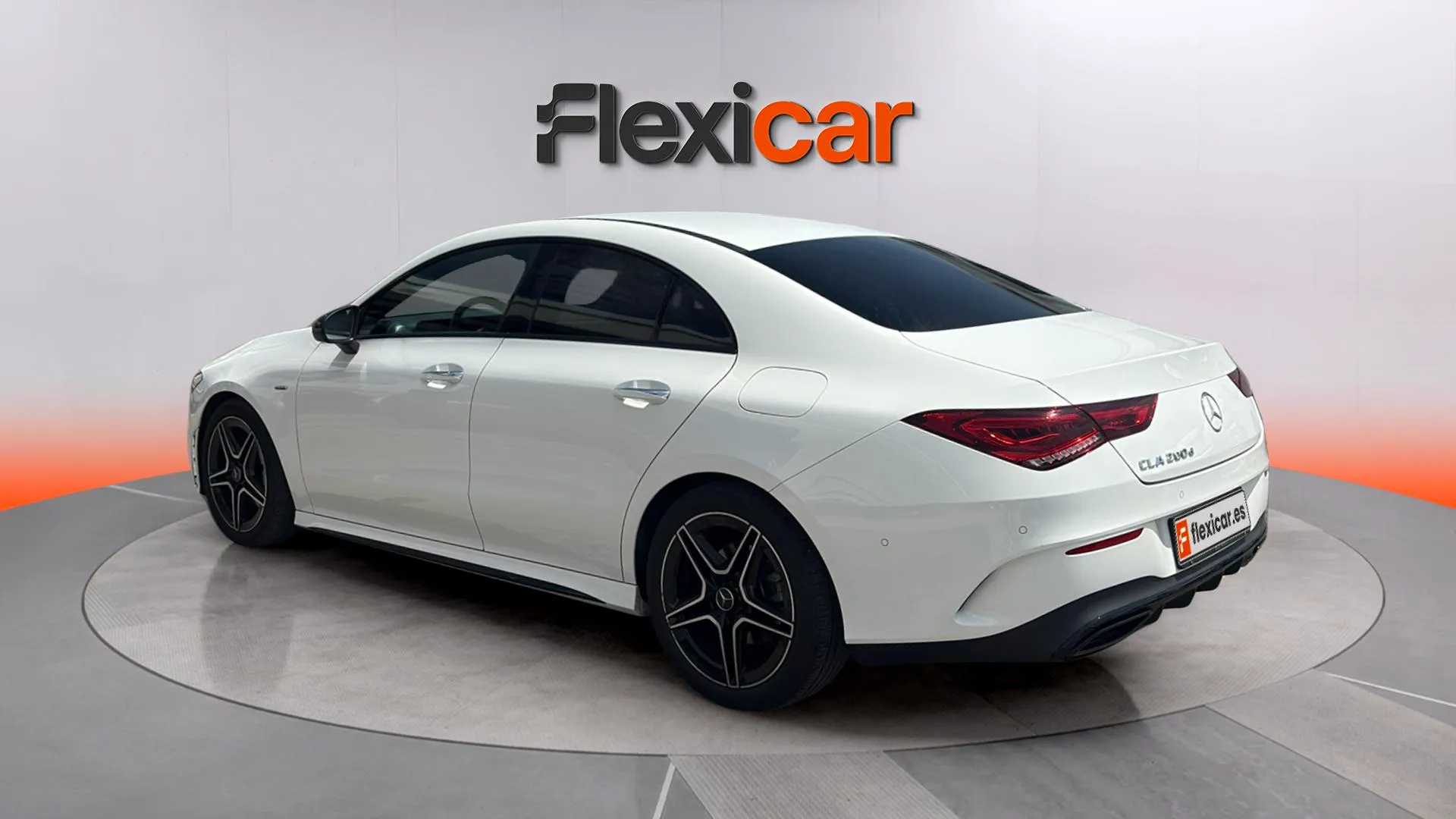 Mercedes-Benz CLA 200 D 4MATIC DCT - foto 6