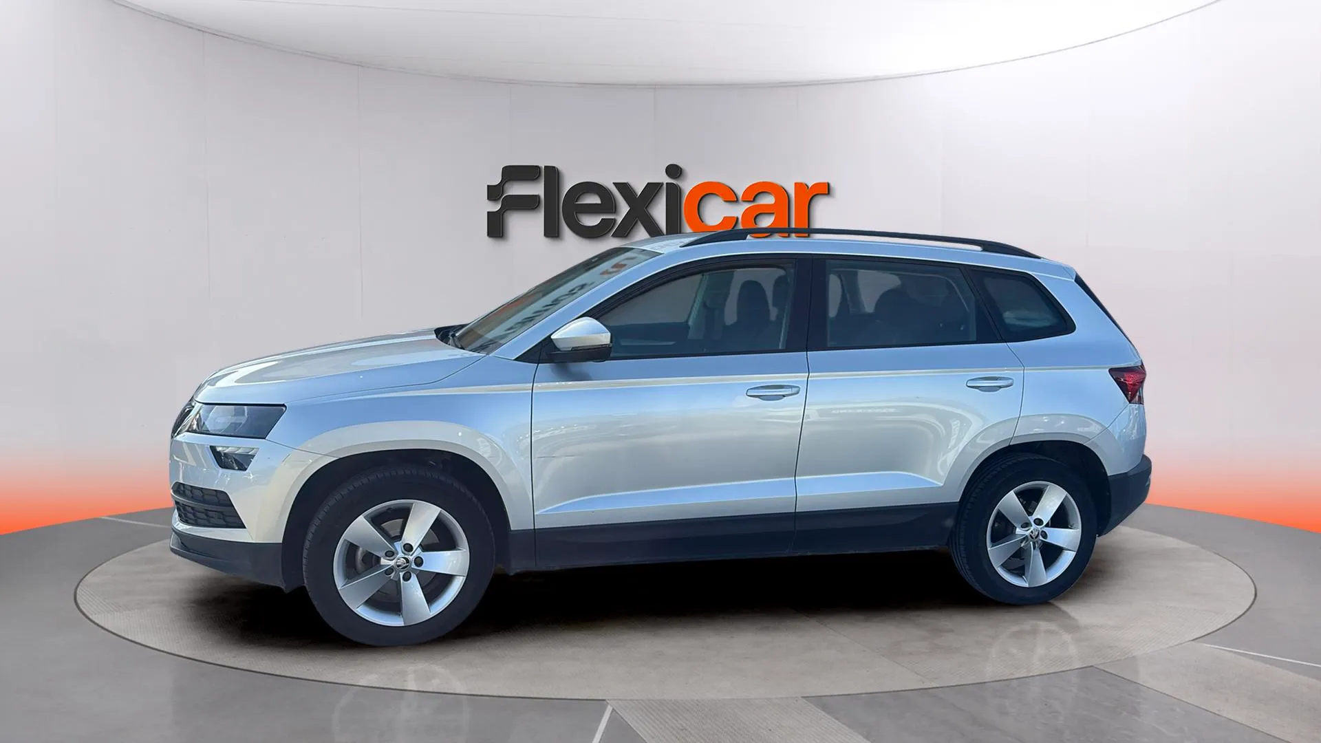 Škoda Karoq 1.0 TSI Active - foto 4
