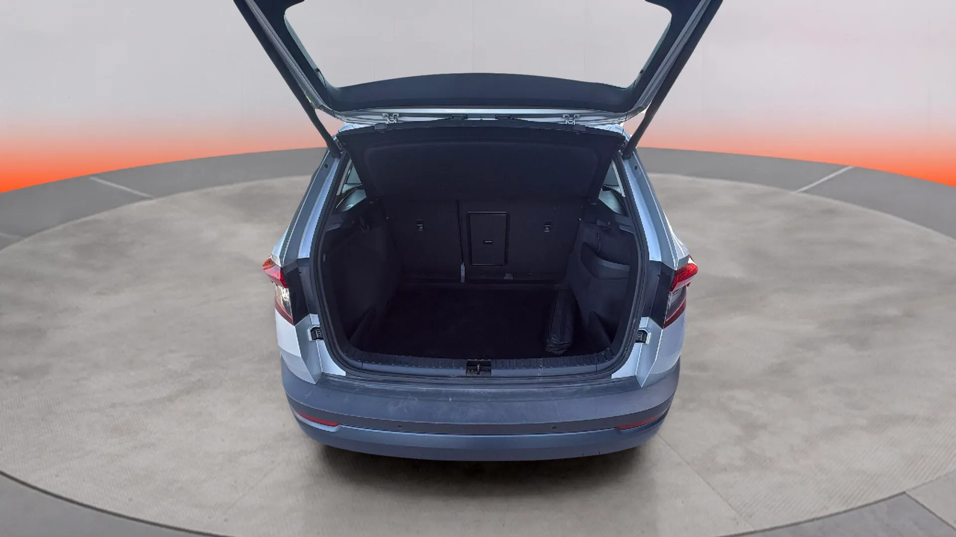 Škoda Karoq 1.0 TSI Active - foto 25