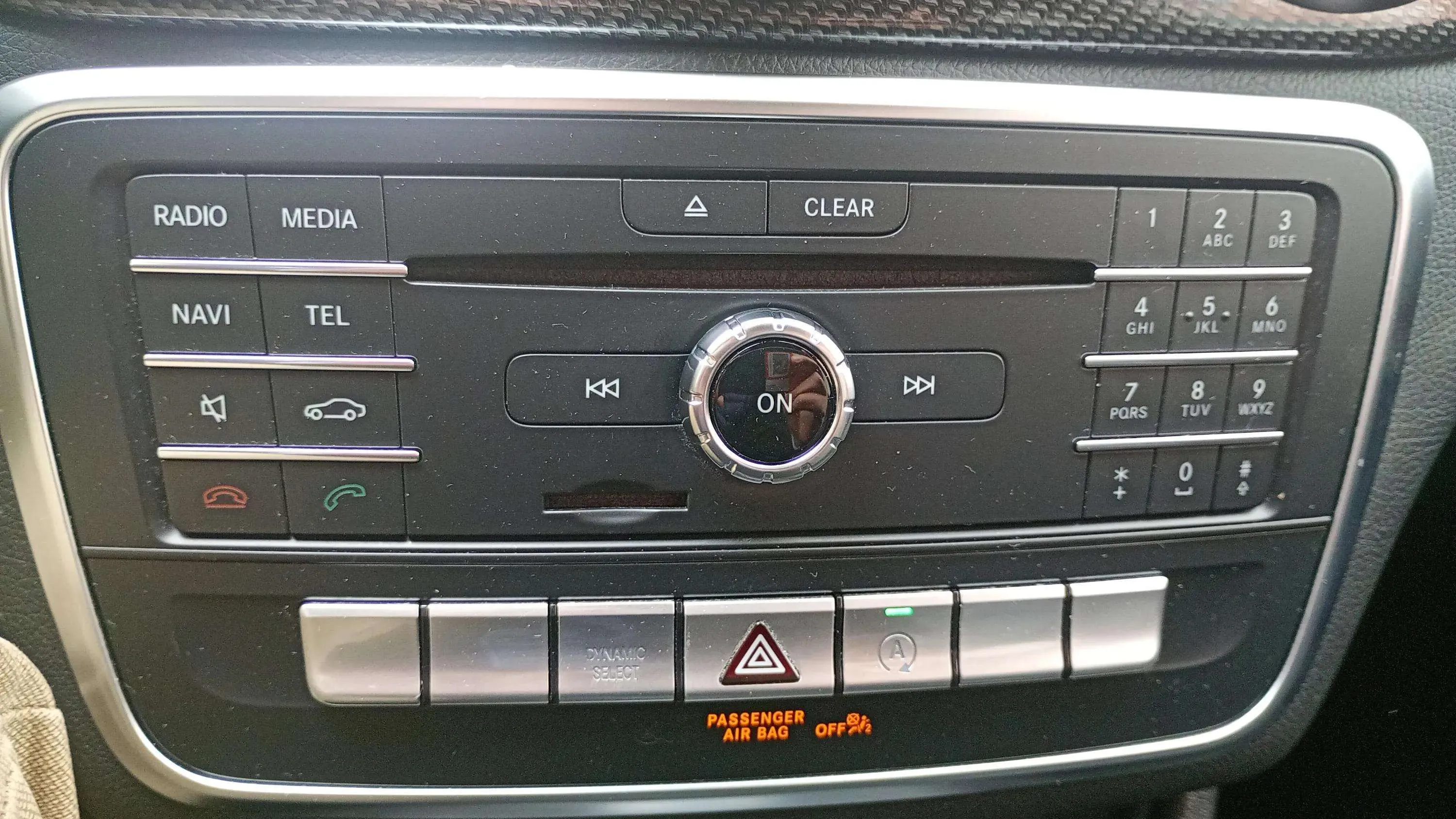 Mercedes-Benz GLA 180 - foto 10
