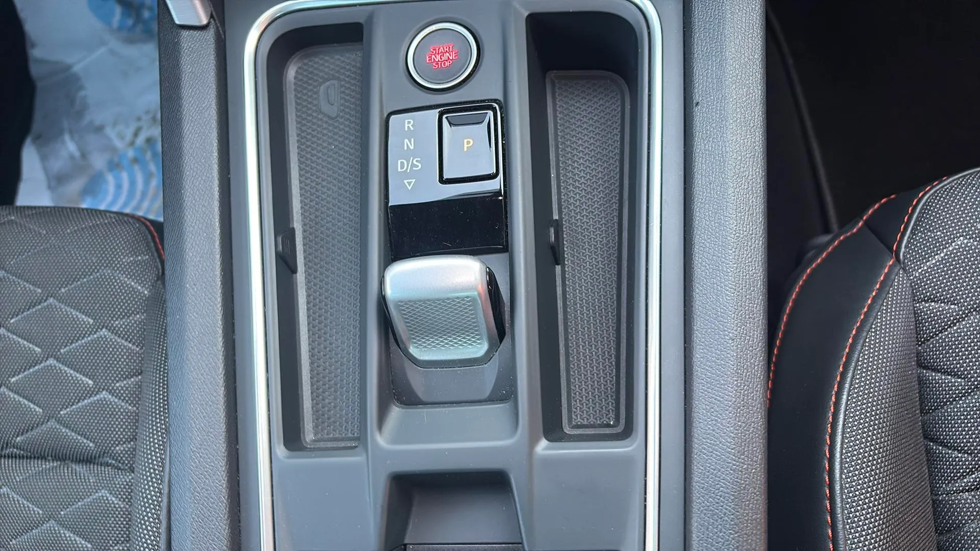 SEAT León 1.4 e-Hybrid DSG-6 FR - foto 17