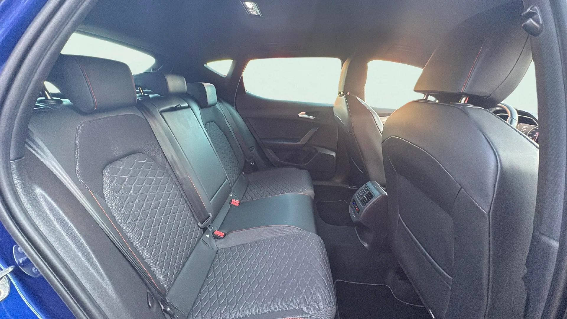 SEAT León 1.4 e-Hybrid DSG-6 FR - foto 15