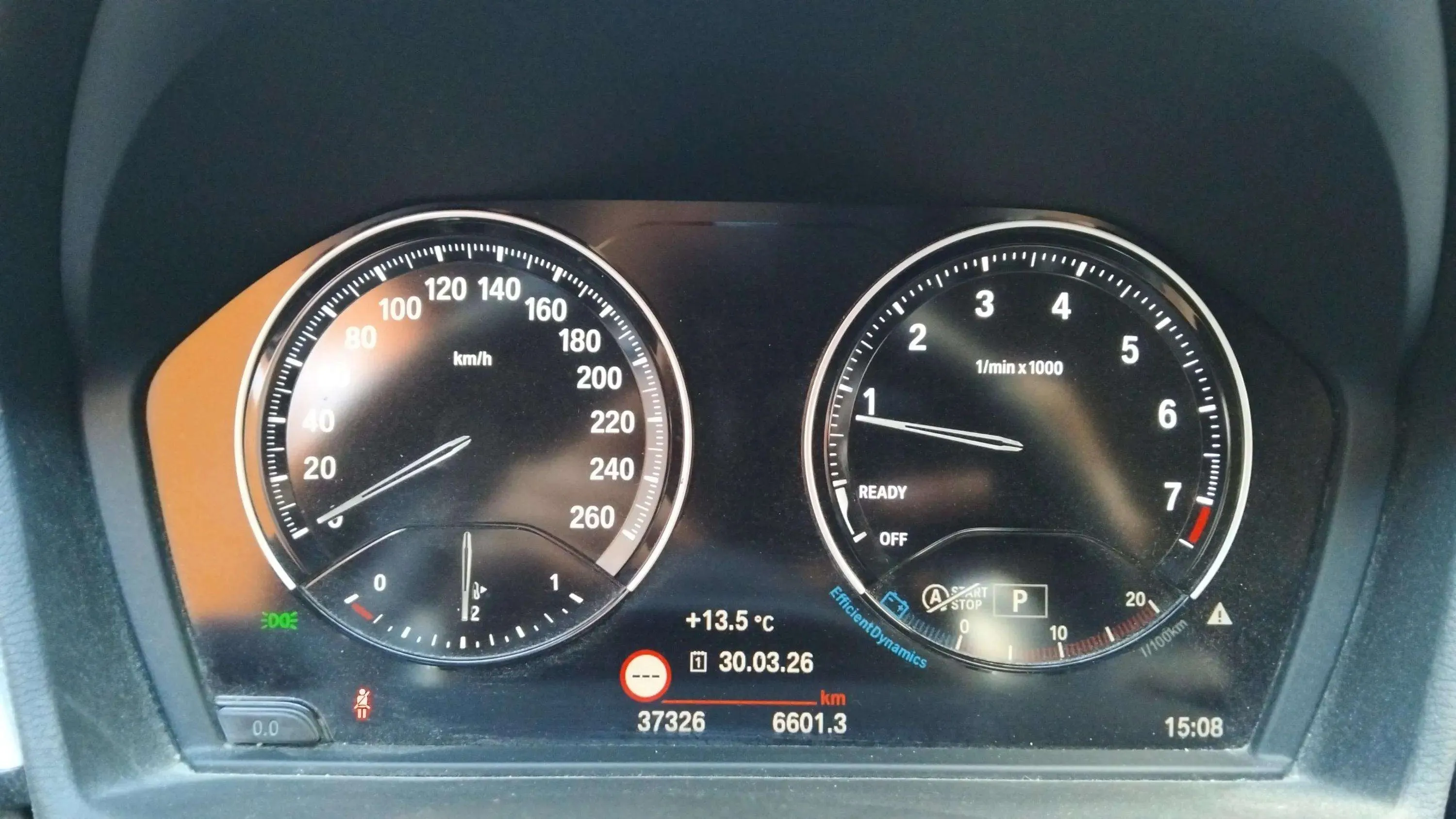 BMW X1 sDrive20i DCT - foto 17