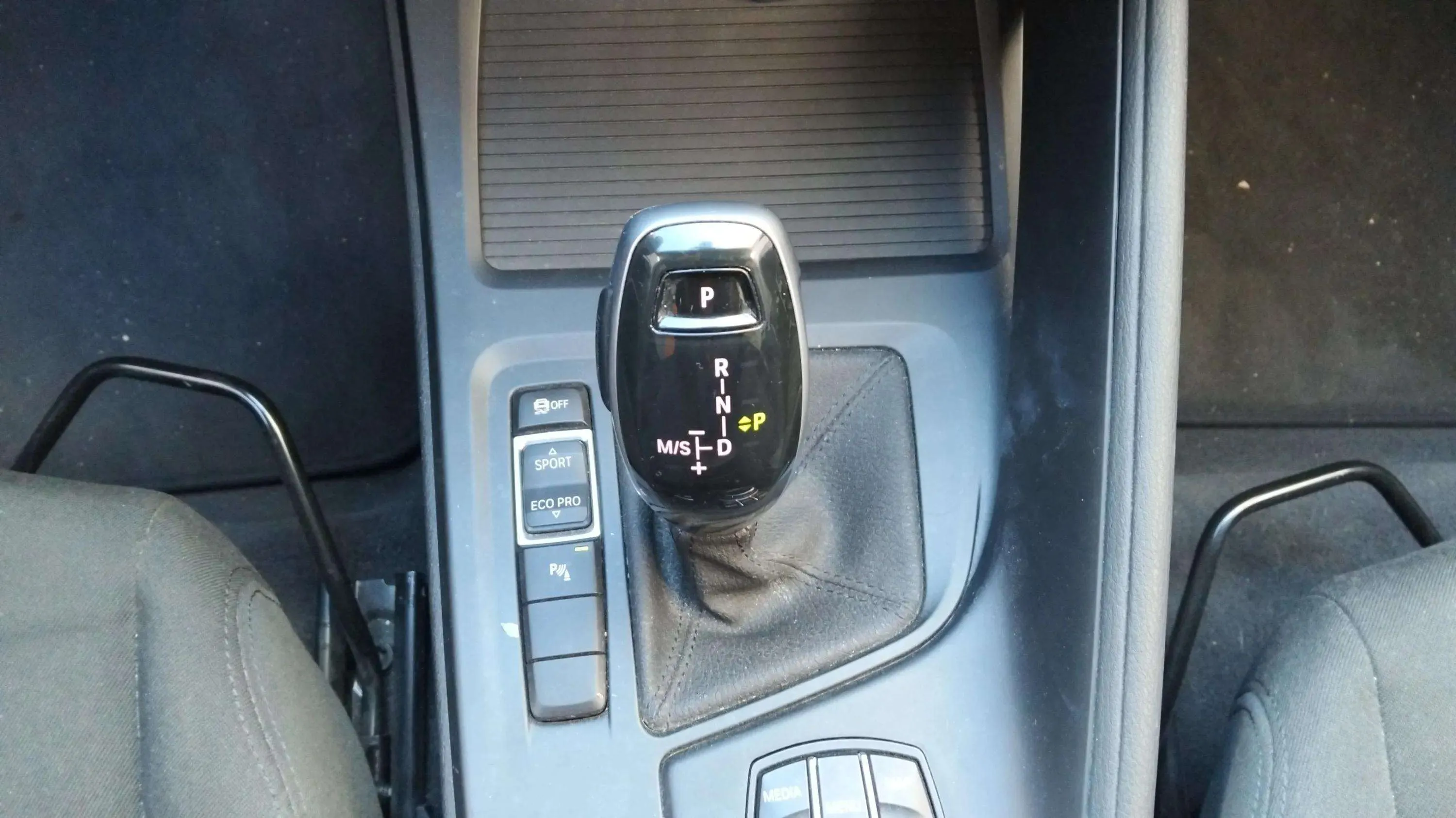 BMW X1 sDrive20i DCT - foto 14
