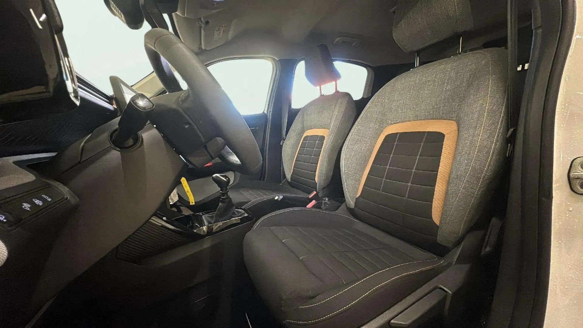 Citroën C3 Aircross Turbo BVM6 Plus - foto 12