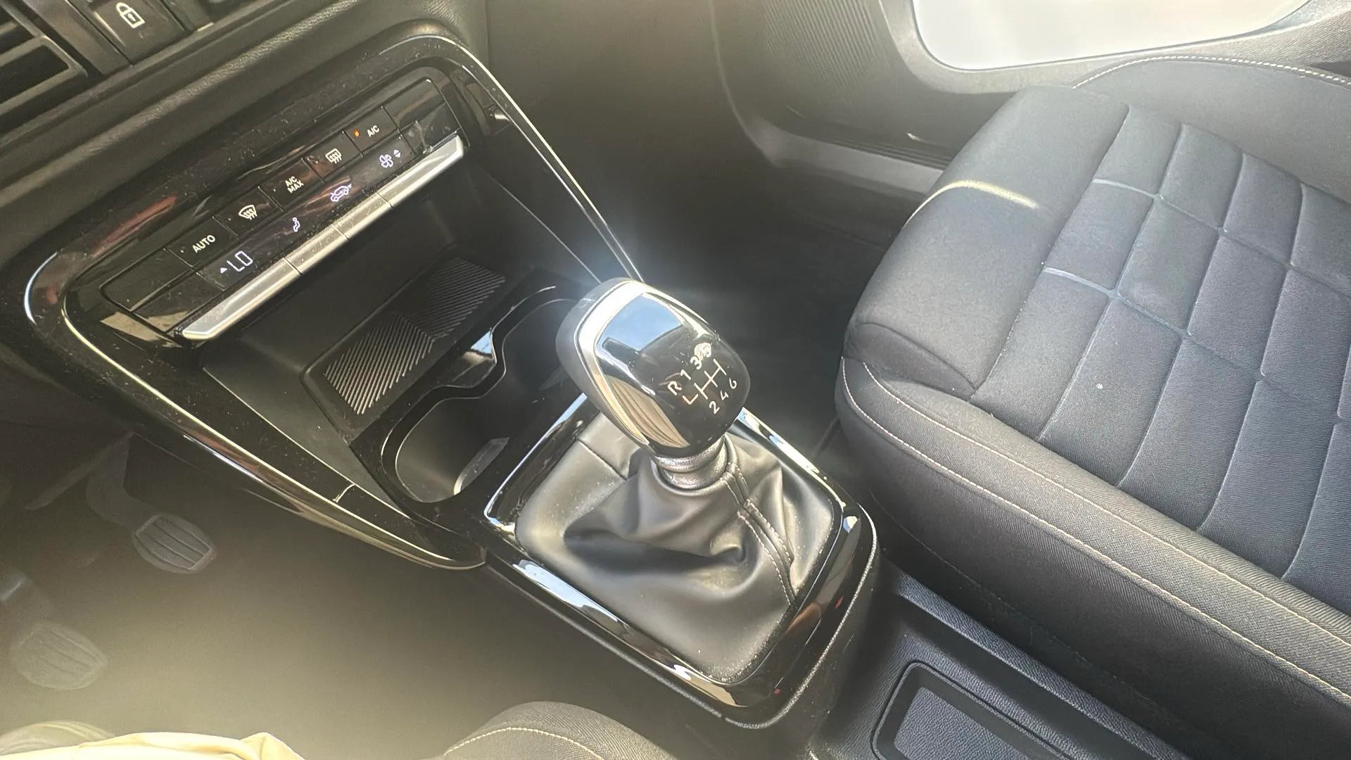 Citroën C3 Aircross Turbo BVM6 Plus - foto 23
