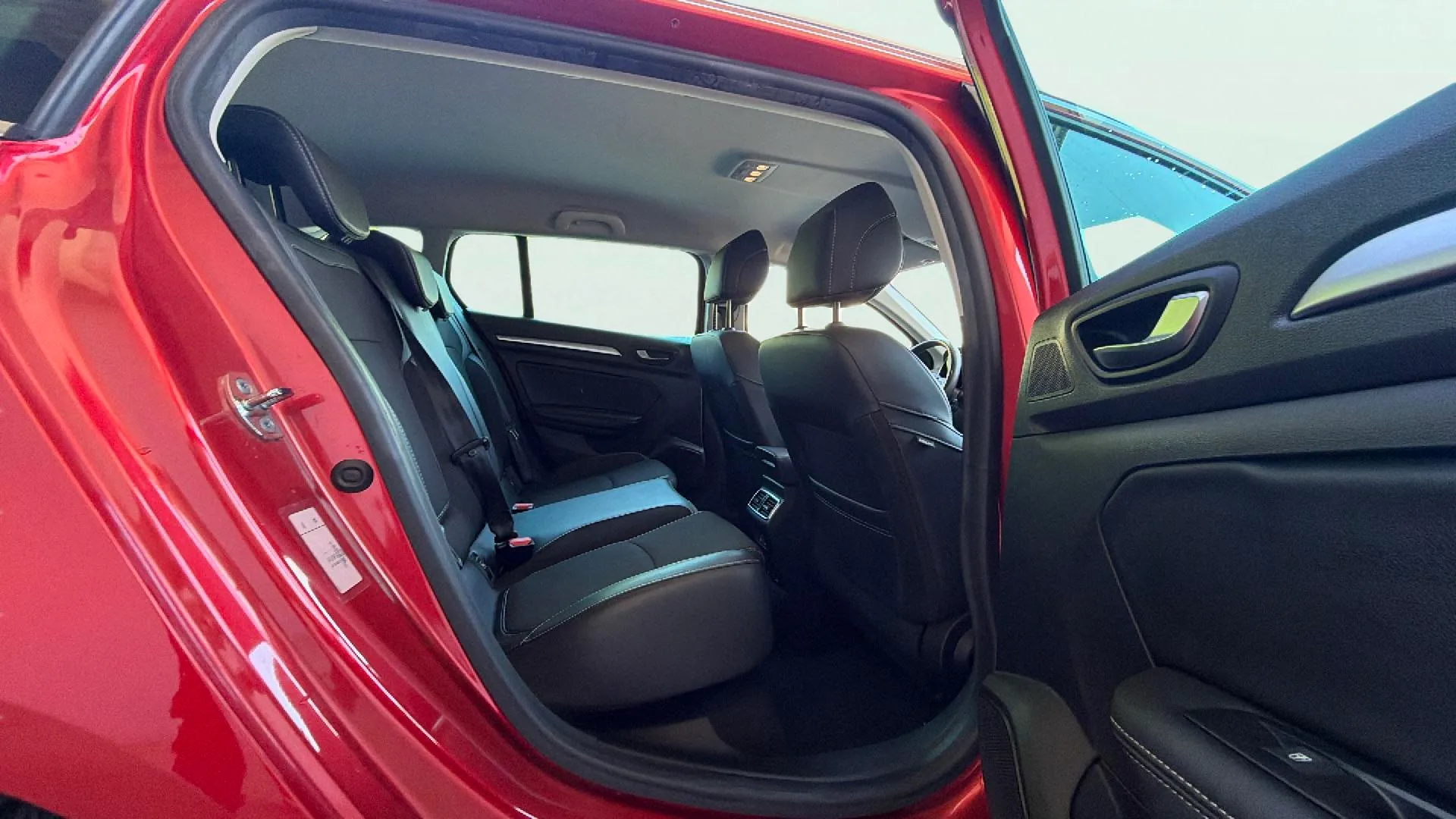 Renault Mégane S.T. Zen E-Tech Híbrido ench. - foto 25
