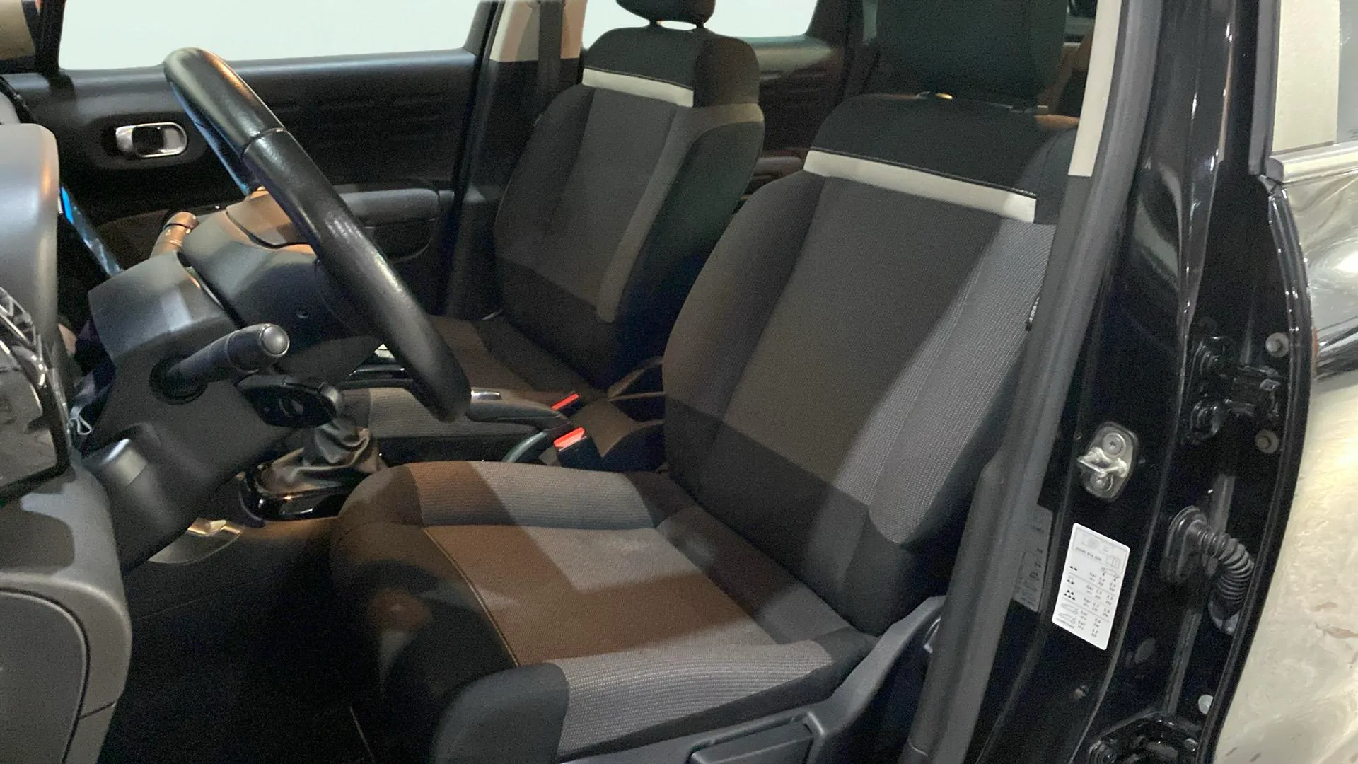 Citroën C3 Aircross PureTech C-Series - foto 12