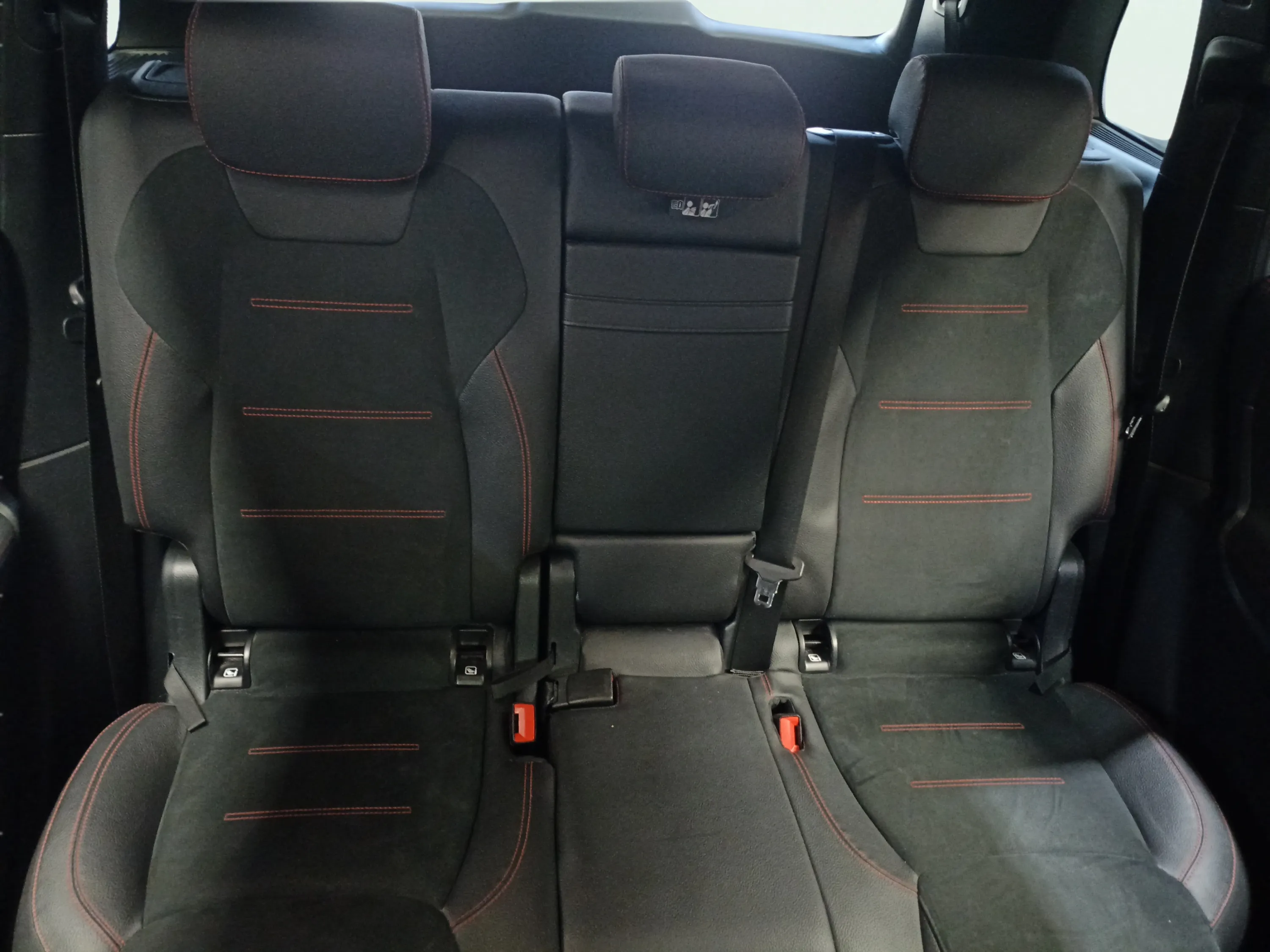 Mercedes-Benz GLB 200 d - foto 15