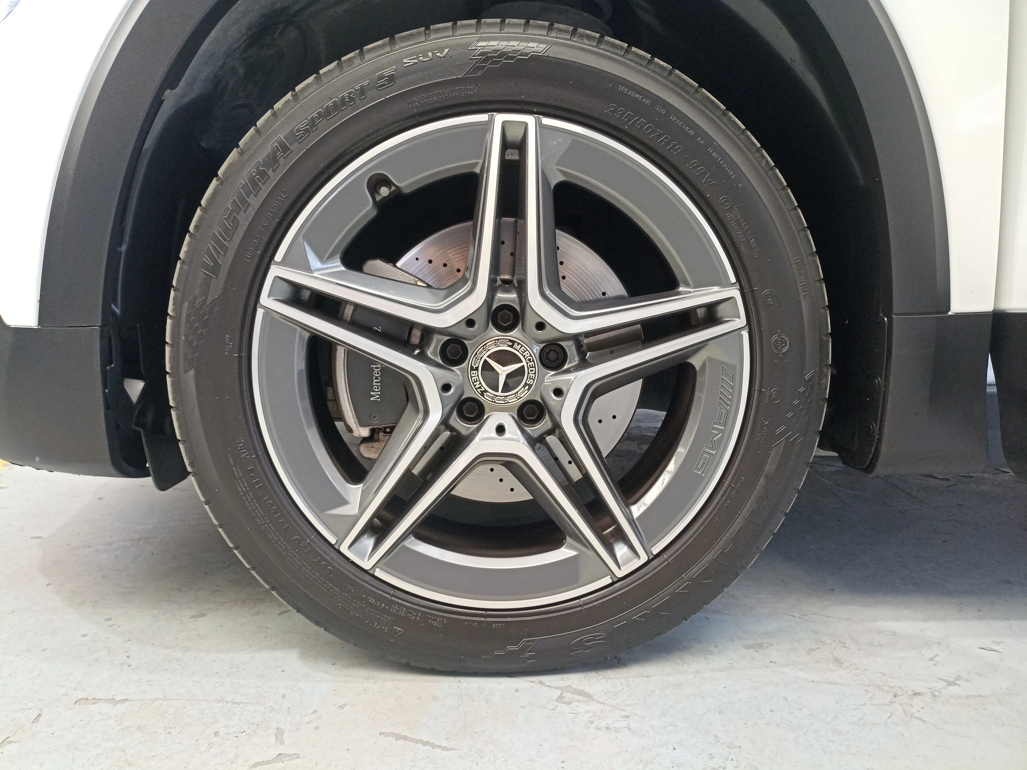 Mercedes-Benz GLB 200 d - foto 32
