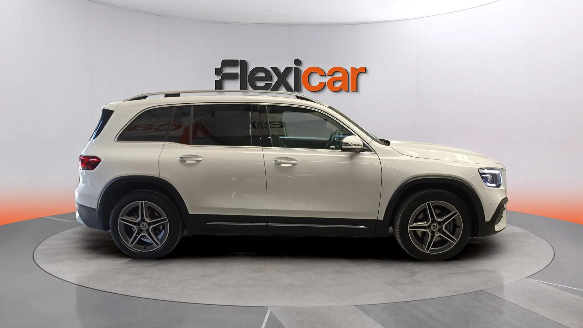 Mercedes-Benz GLB 200 d - foto 5