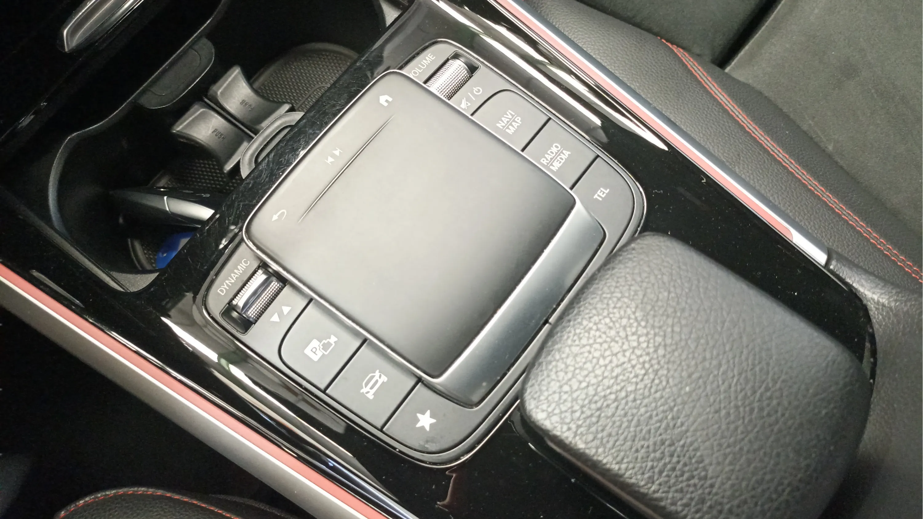 Mercedes-Benz GLB 200 d - foto 21