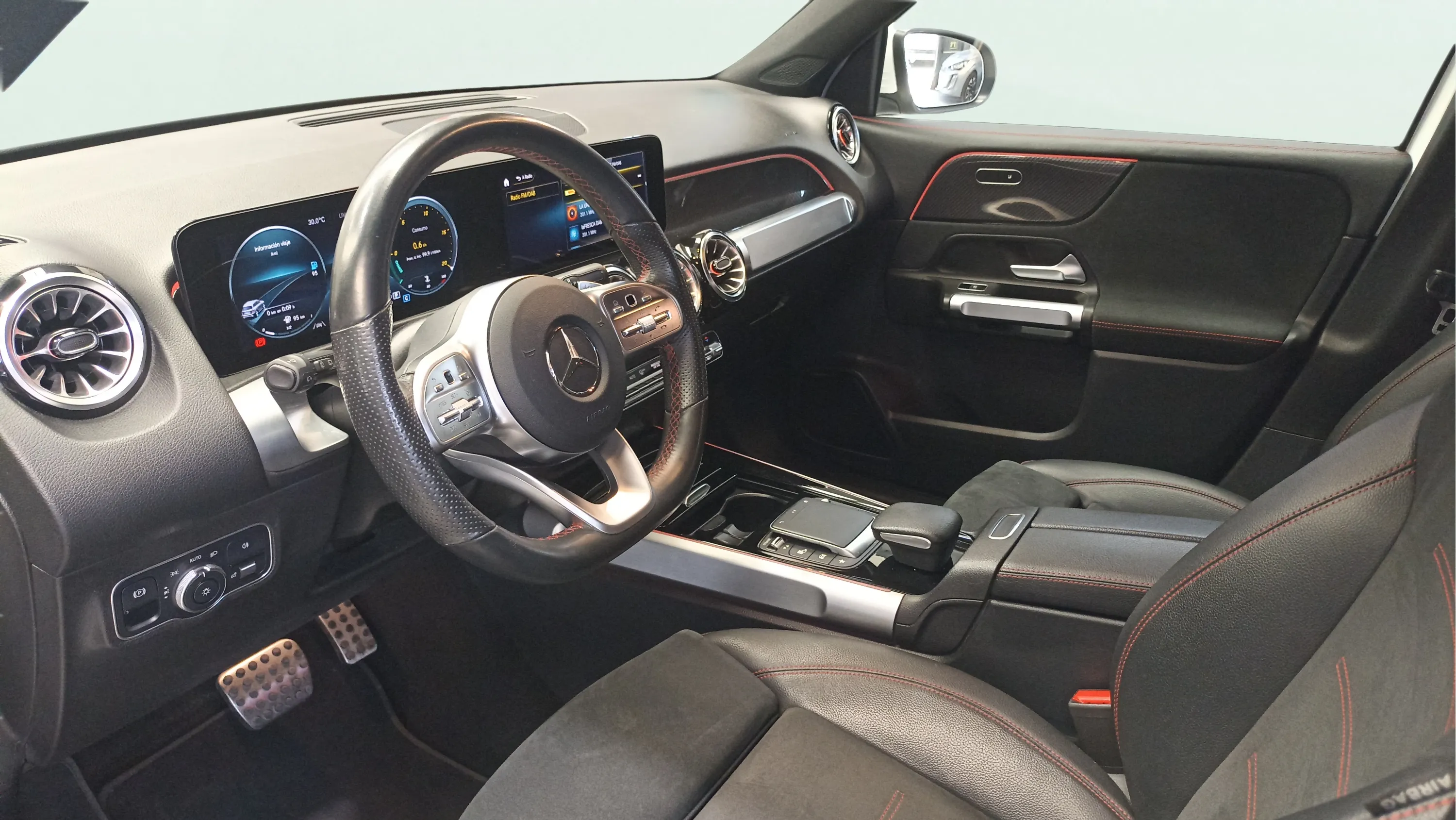 Mercedes-Benz GLB 200 d - foto 13