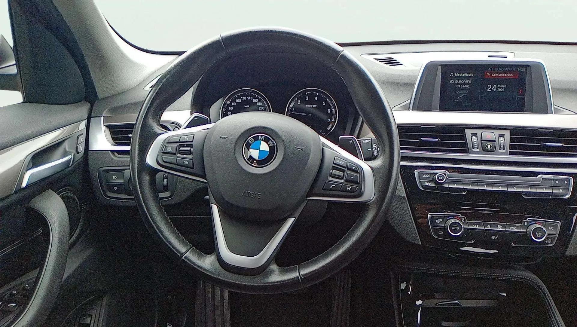 BMW X1 sDrive20i DCT - foto 10