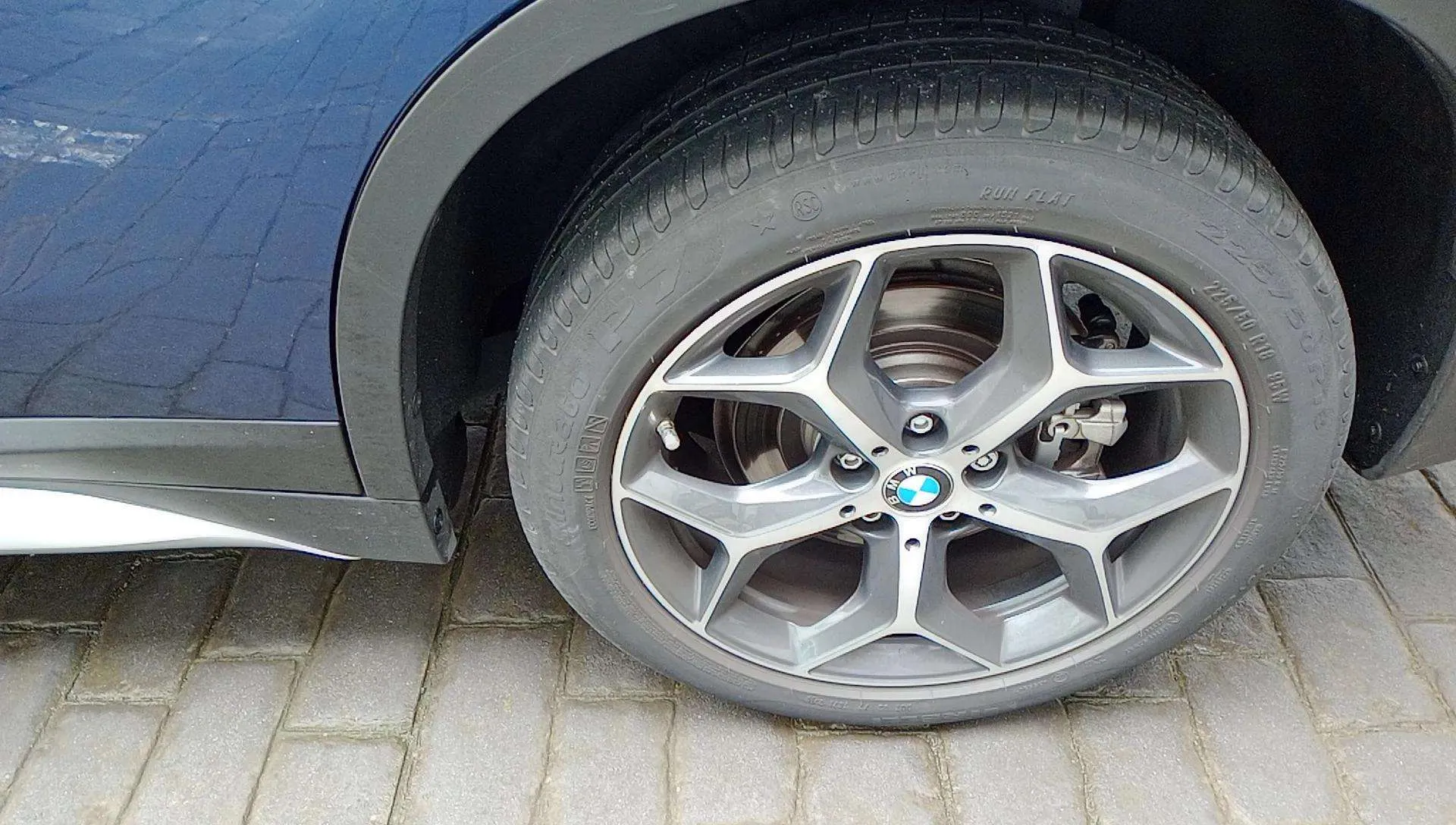 BMW X1 sDrive20i DCT - foto 17
