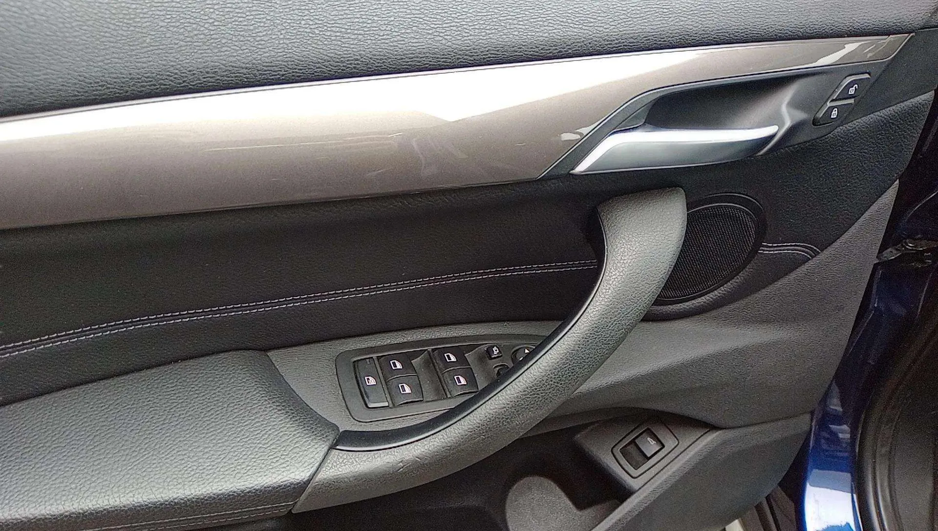 BMW X1 sDrive20i DCT - foto 13