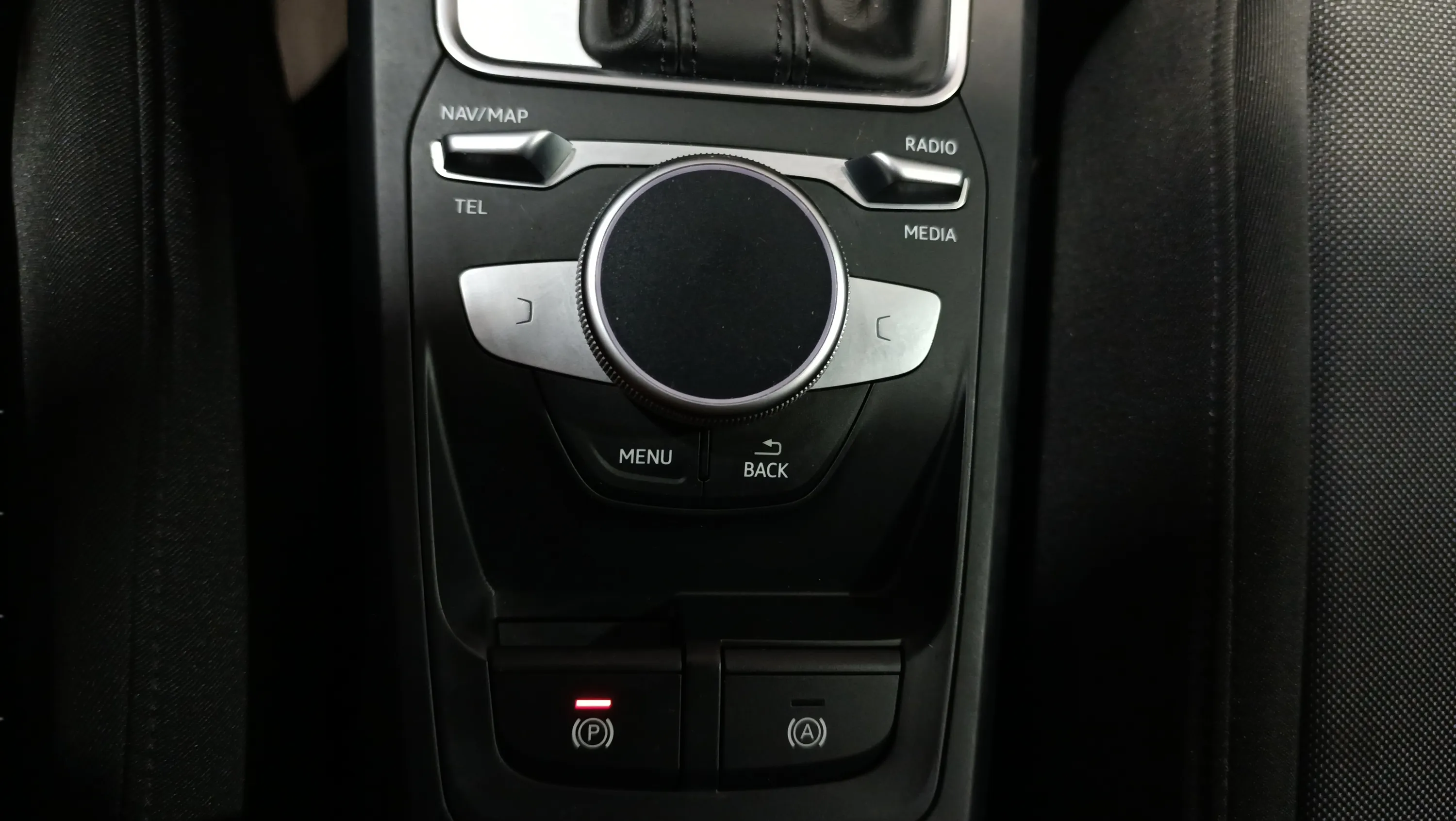 Audi Q2 Advanced 35 TDI S tronic - foto 28